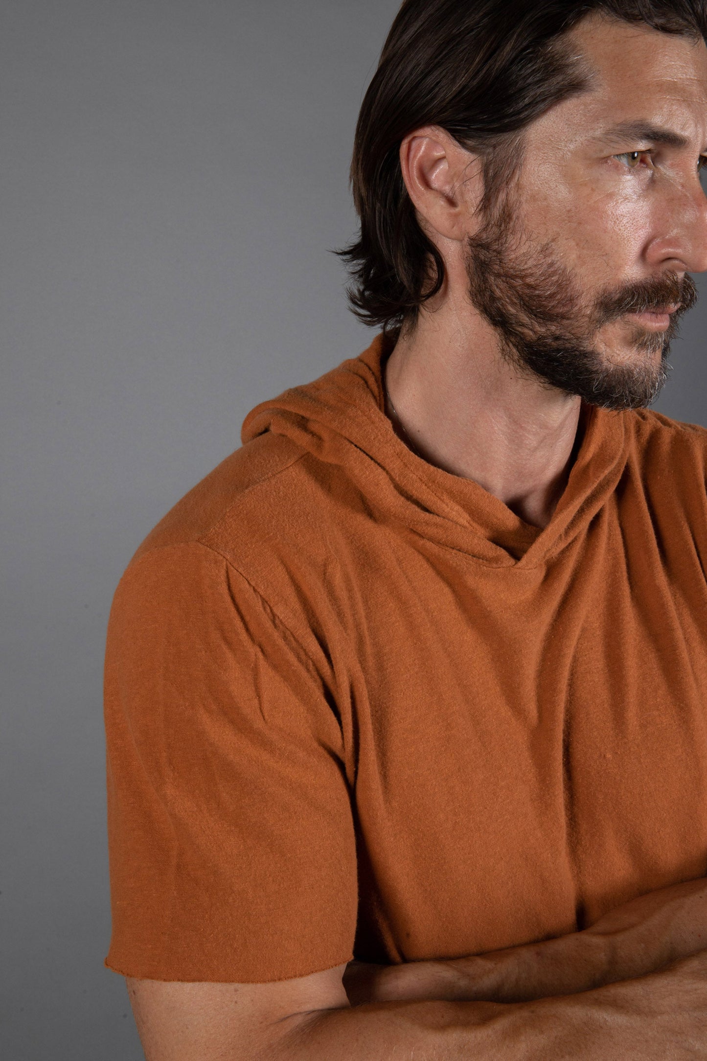 Sudadera con capucha de manga corta de mezcla de lino para hombre