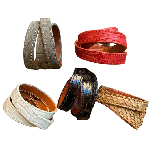 Banda de sombrero 2 en 1 y pulsera triple
