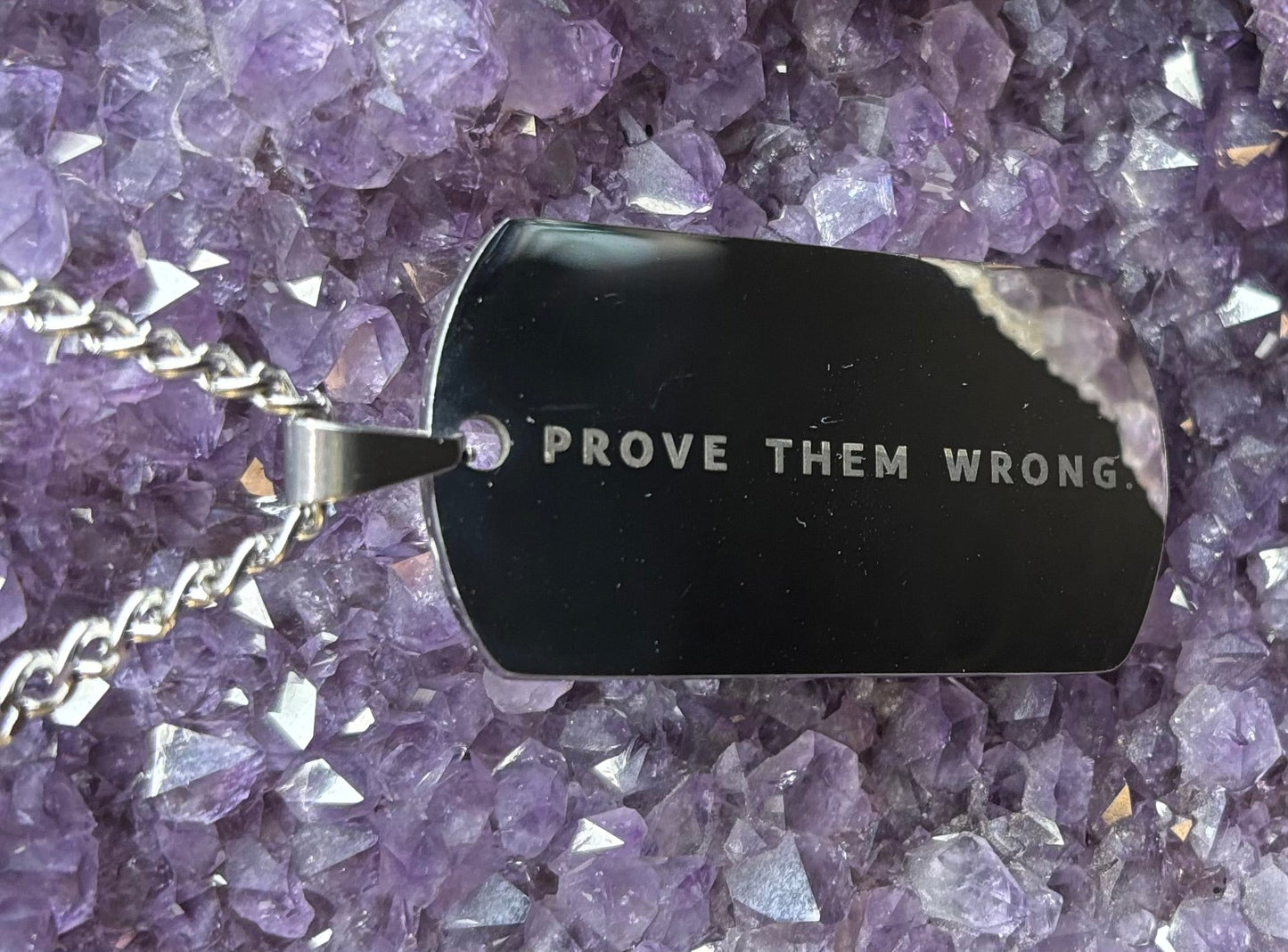 Collar de placa de identificación de acero inoxidable "Prove Them Wrong" | Joyería motivacional de fuerza y determinación