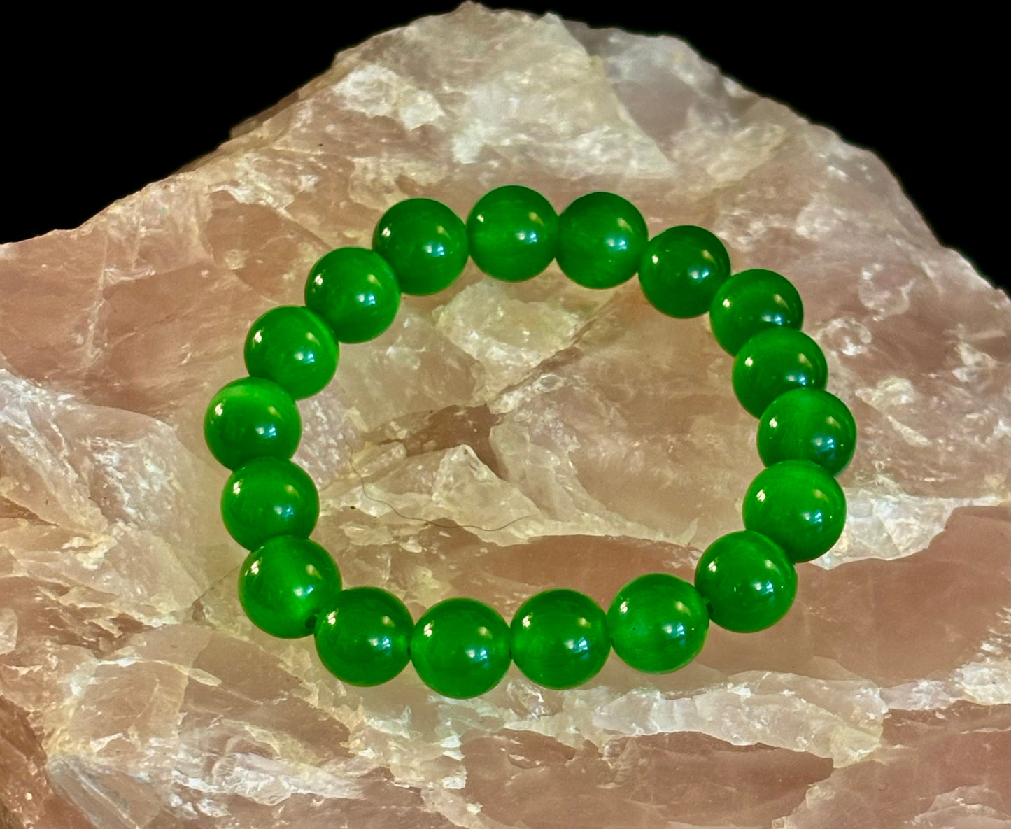 Pulsera de cuentas de cristal de ojo de gato verde (8, 10 y 12 mm para muñecas pequeñas y medianas)