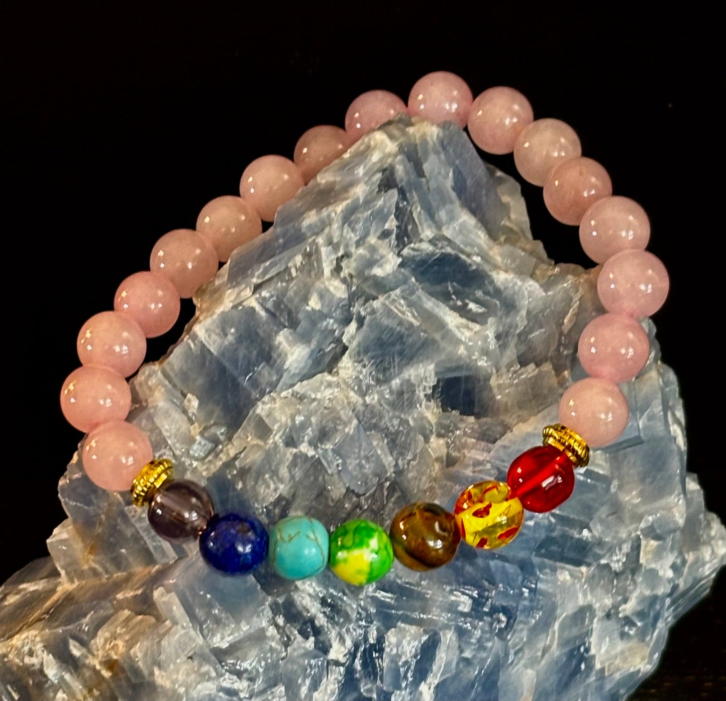 🌸 Pulsera curativa de chakras y cuarzo rosa – Equilibrio emocional + apoyo de la energía del corazón