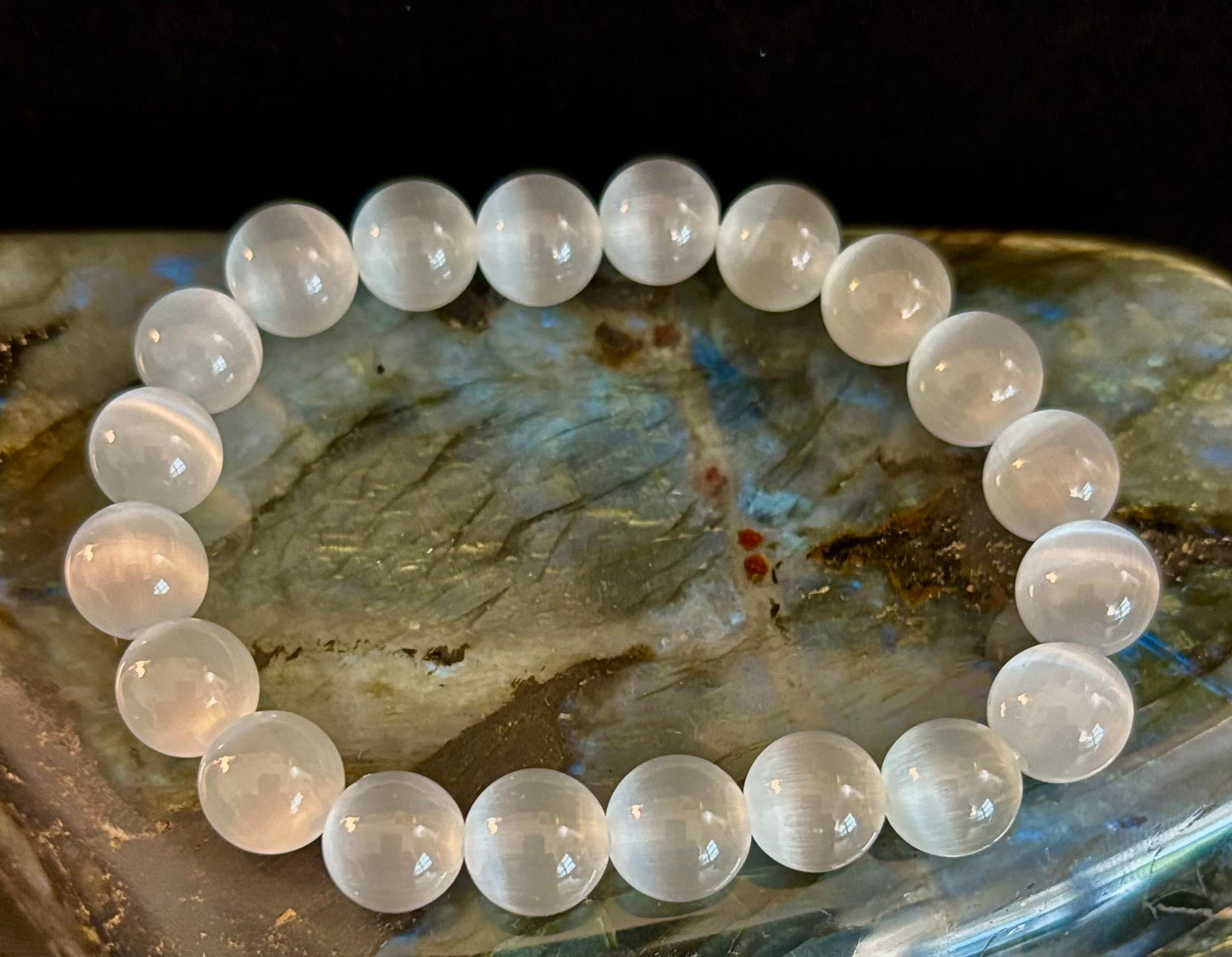 Pulsera Ojo de Gato Blanco – Joyería Reiki para Claridad y Protección (Muñeca Mediana–Grande)
