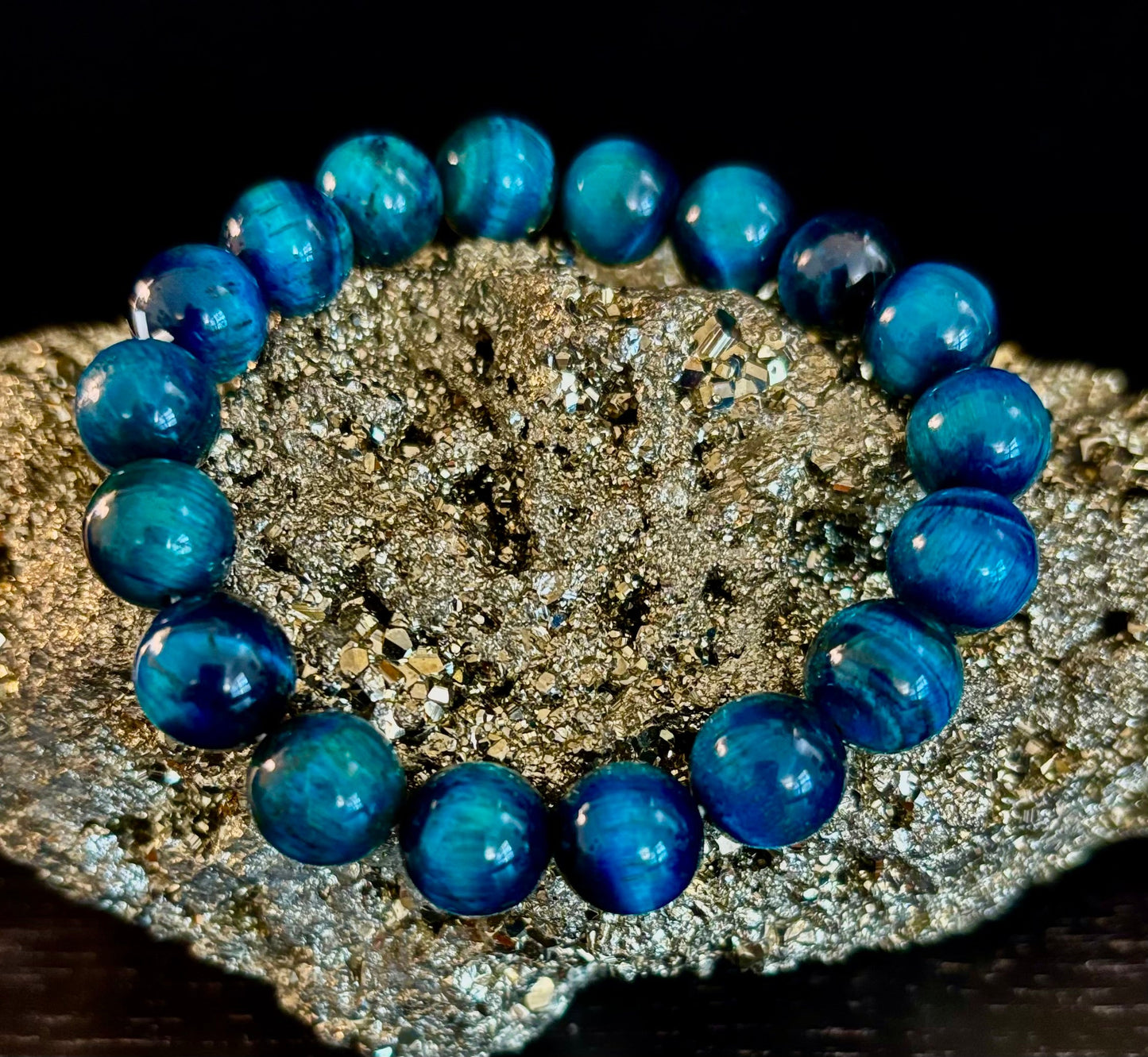 Pulsera Ojo de Tigre Azul con Reiki para Enfoque y Confianza (Muñeca Mediana-Grande)
