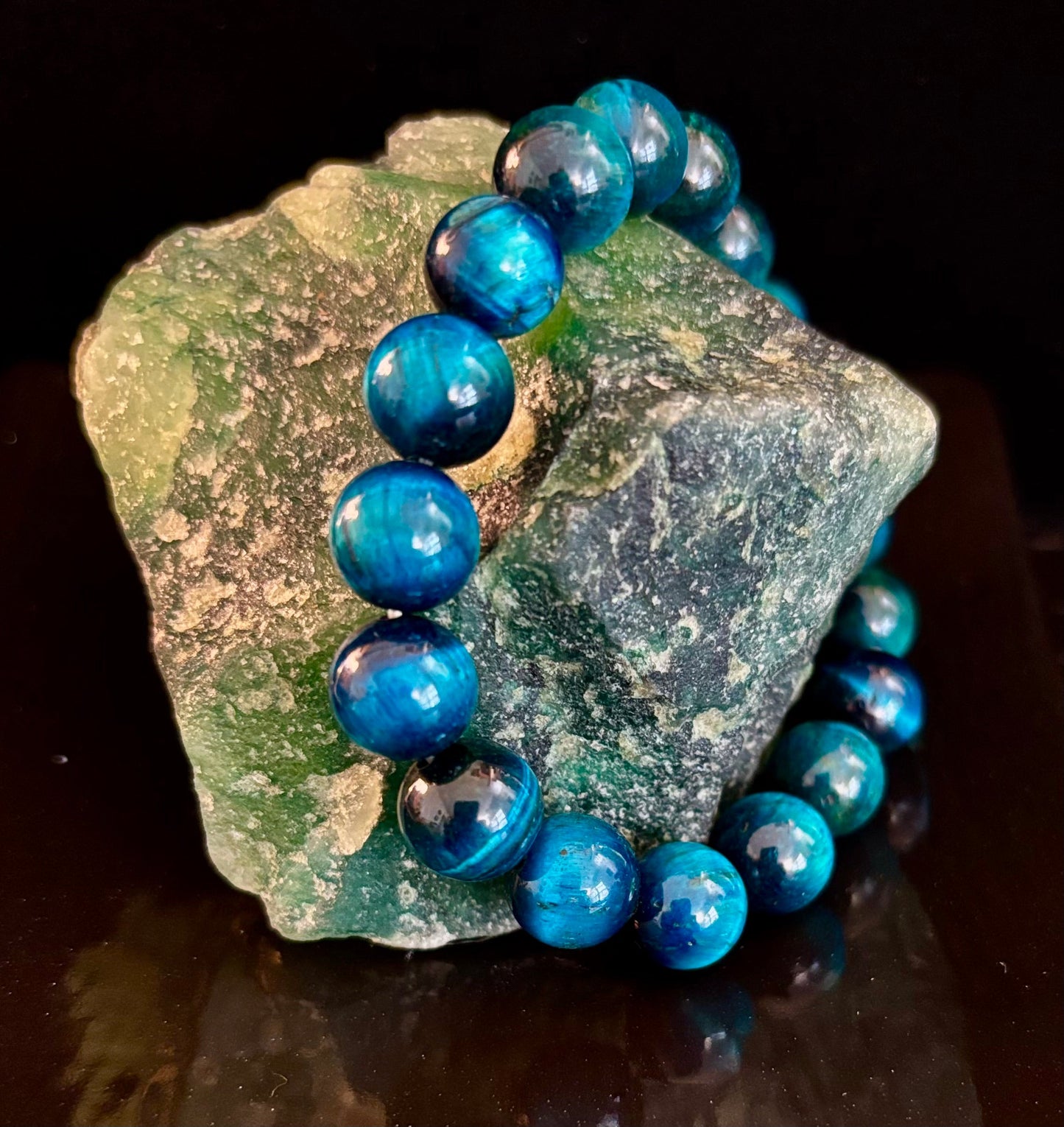 Pulsera Ojo de Tigre Azul con Reiki para Enfoque y Confianza (Muñeca Mediana-Grande)