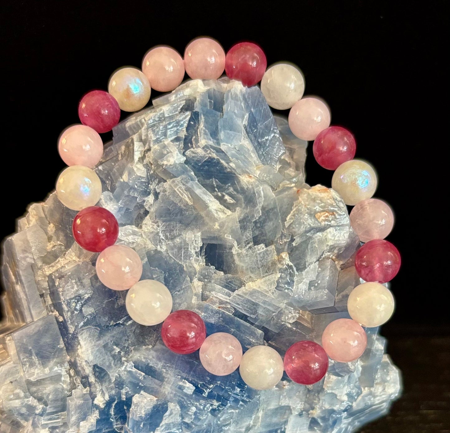 Pulsera para atraer el amor – Piedra lunar, Cuarzo rosa y Cuarzo fresa