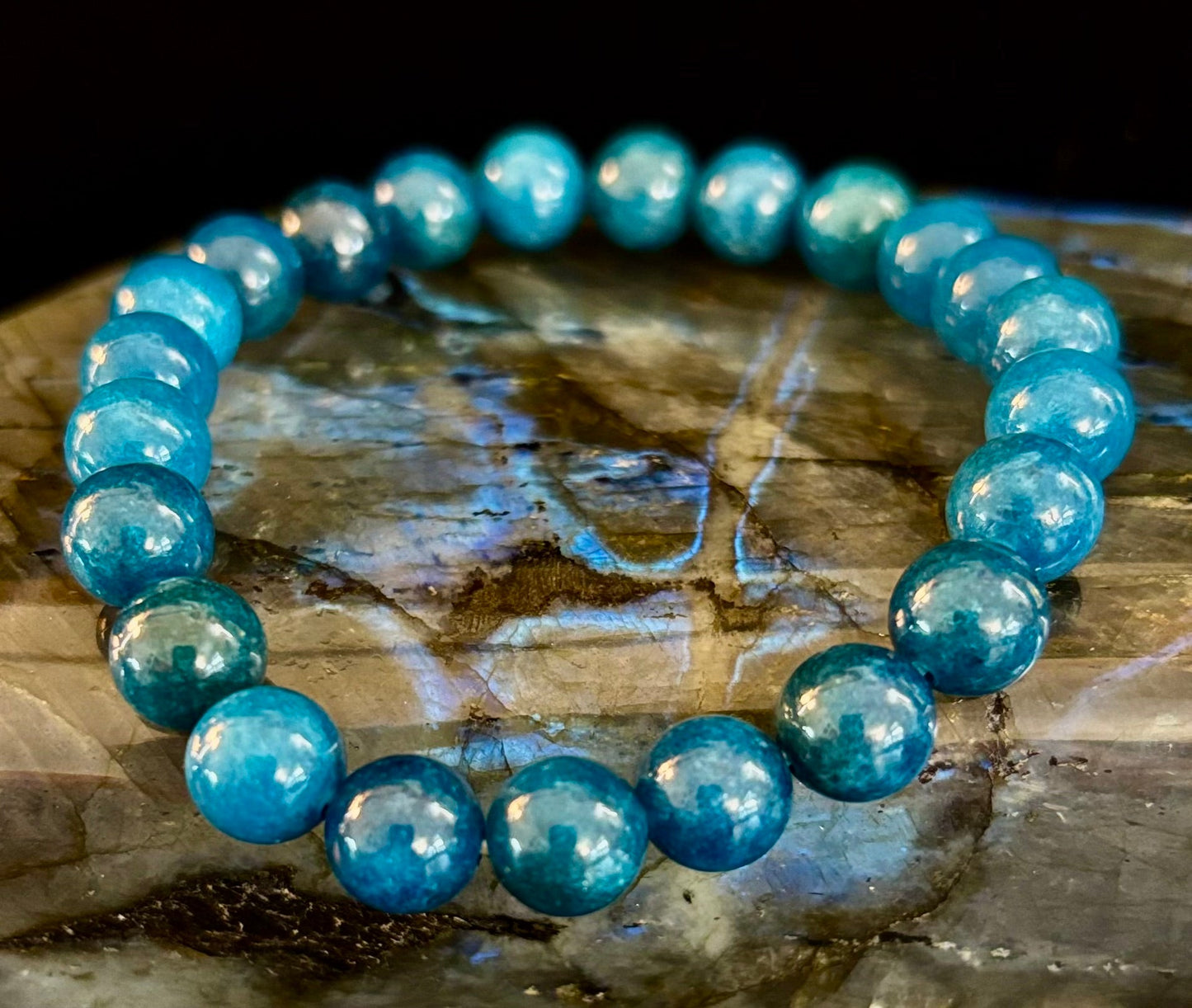 Pulsera energética de apatita azul | Cuentas de piedra natural de 8 mm o 10 mm para claridad, concentración y motivación