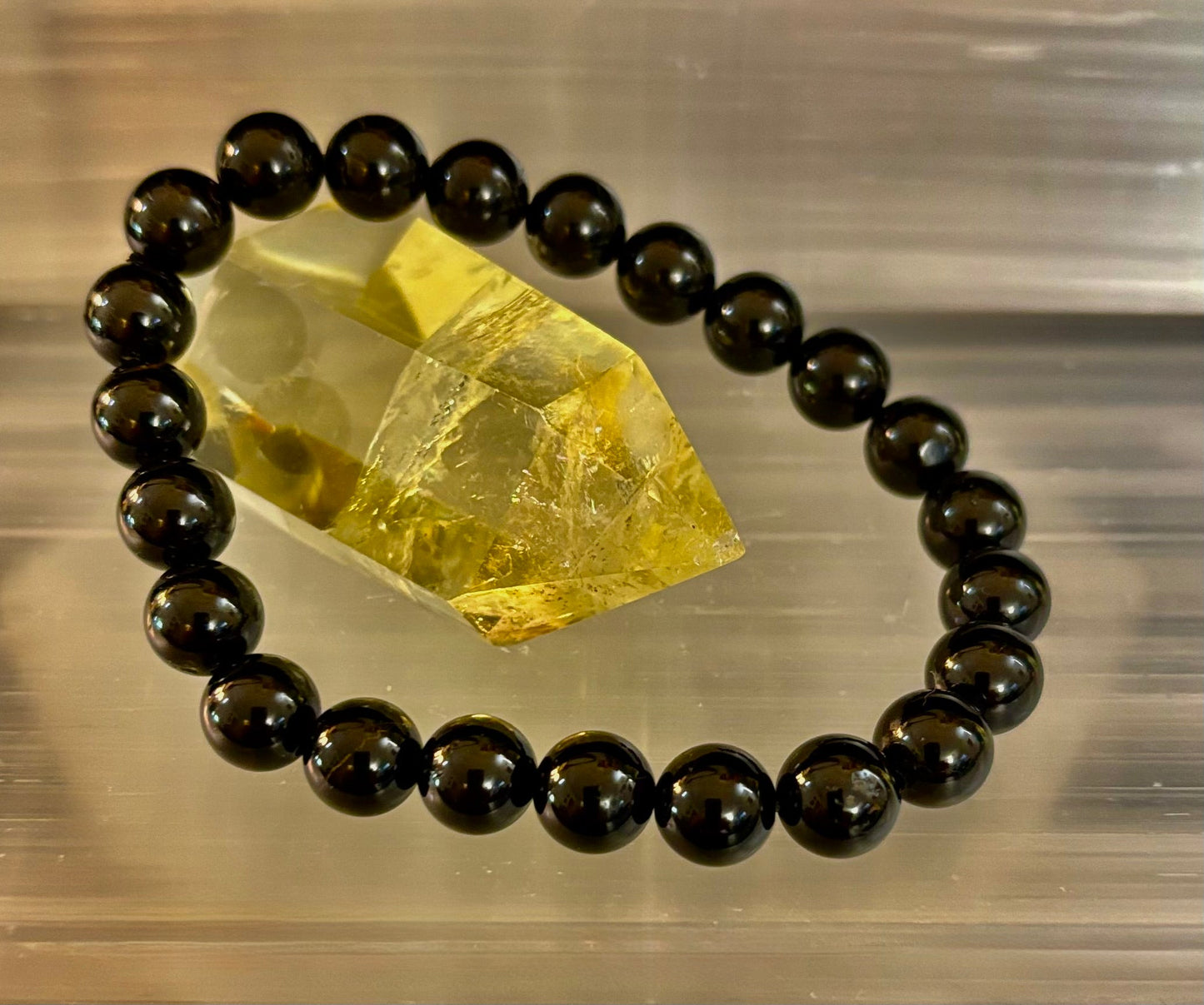 Pulsera de turmalina negra – Protección, conexión a tierra y escudo energético (para muñecas medianas a grandes)