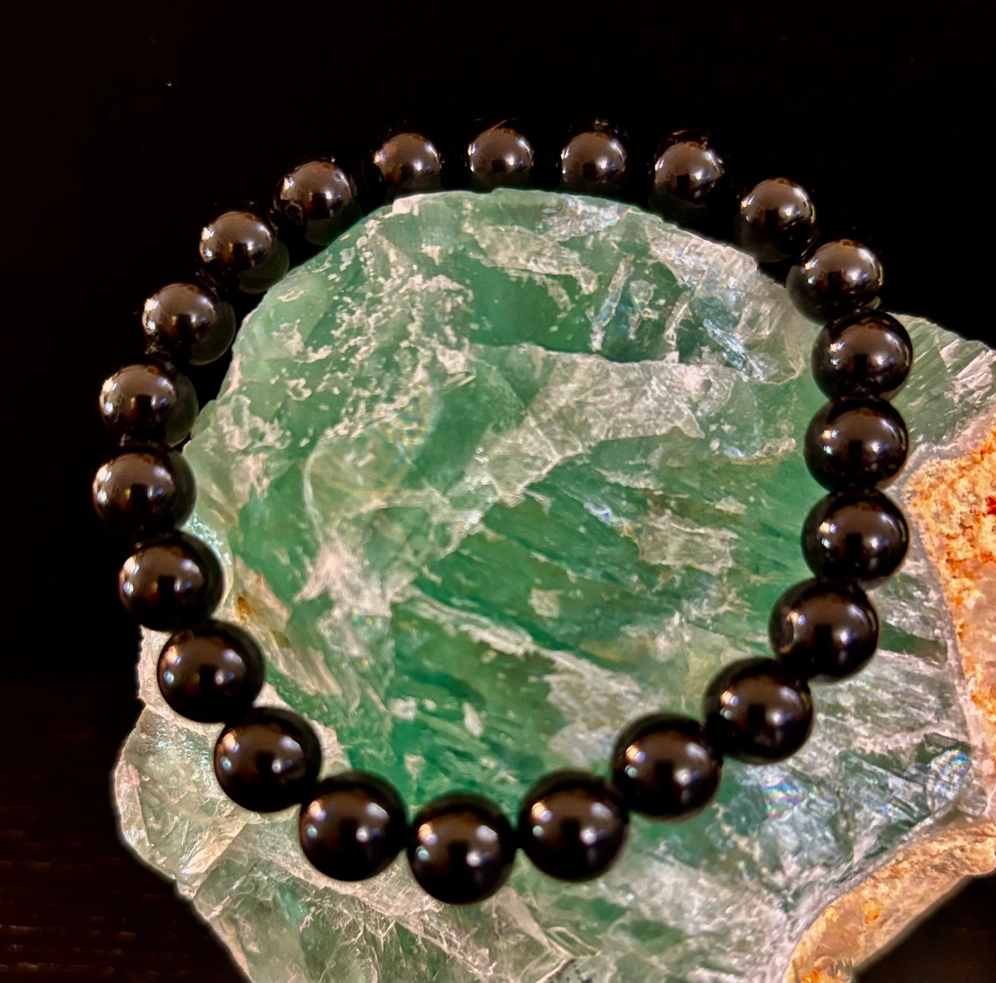 Pulsera de turmalina negra – Protección, conexión a tierra y escudo energético (para muñecas medianas a grandes)
