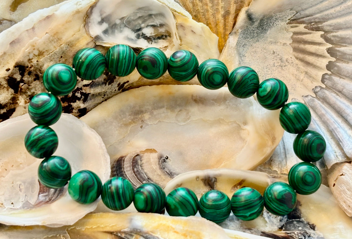 Pulsera de Cuentas de Malaquita – Transformación y Protección