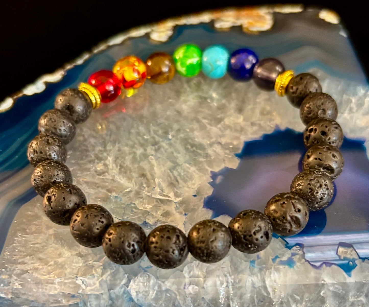 Pulsera de cuentas de chakras – Roca volcánica de lava y piedras curativas naturales