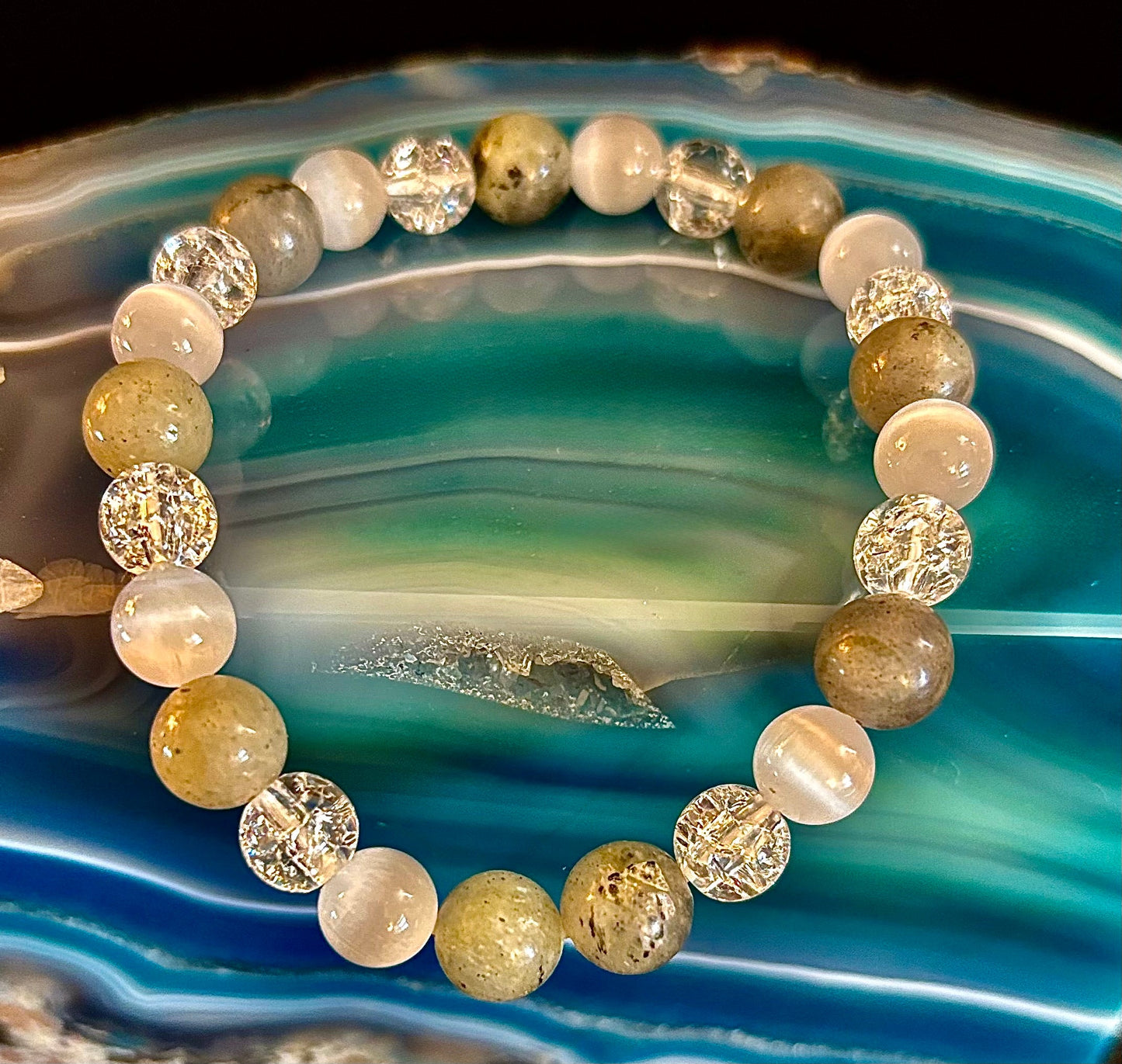Pulsera Curativa de Trabajadores de la Luz Infundida con Reiki – Labradorita, Cuarzo Craquelado y Selenita