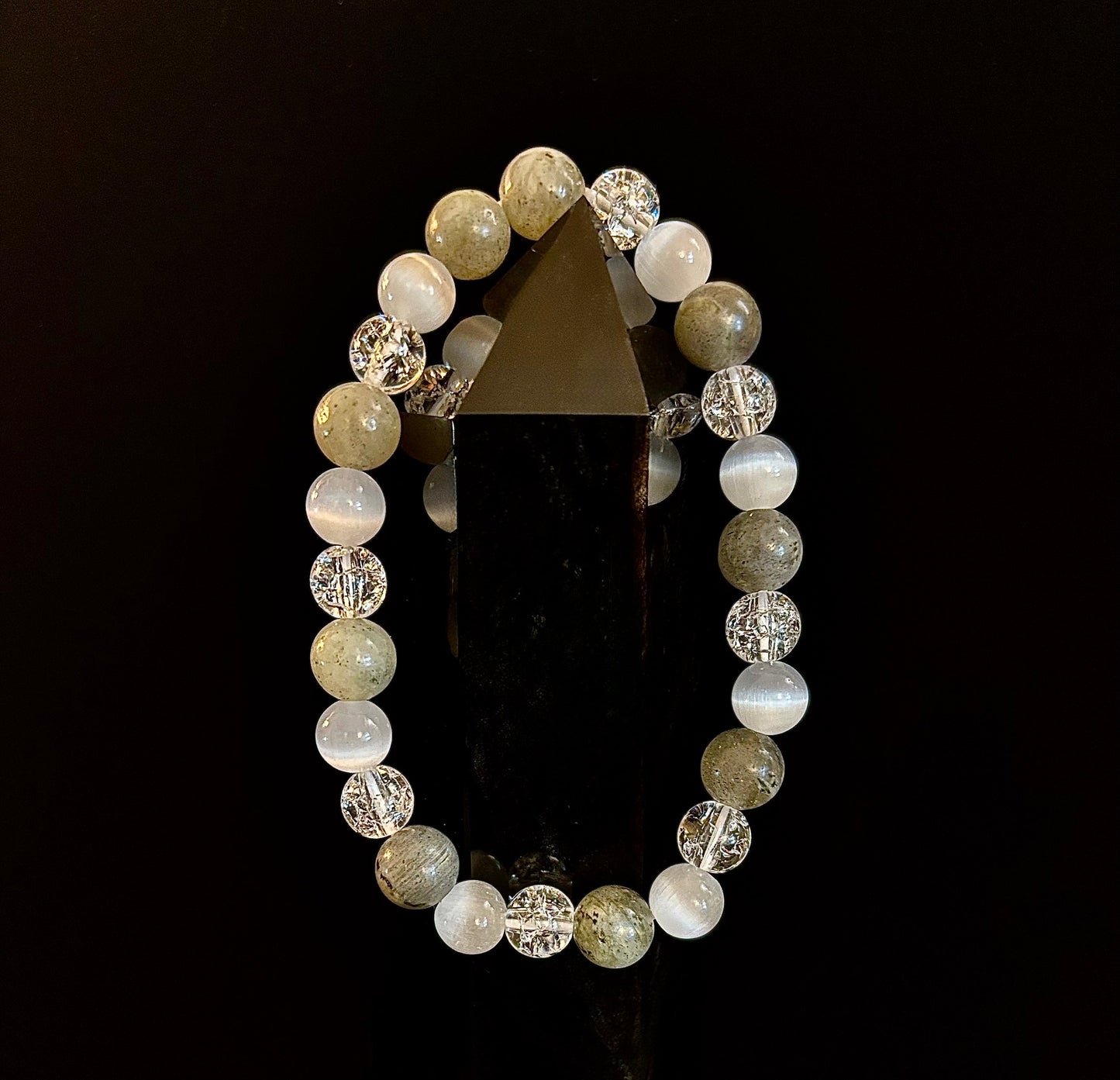 Pulsera Curativa de Trabajadores de la Luz Infundida con Reiki – Labradorita, Cuarzo Craquelado y Selenita
