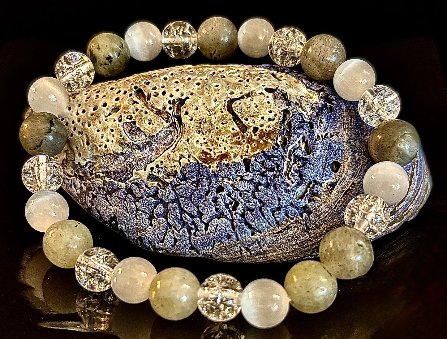 Pulsera Curativa de Trabajadores de la Luz Infundida con Reiki – Labradorita, Cuarzo Craquelado y Selenita