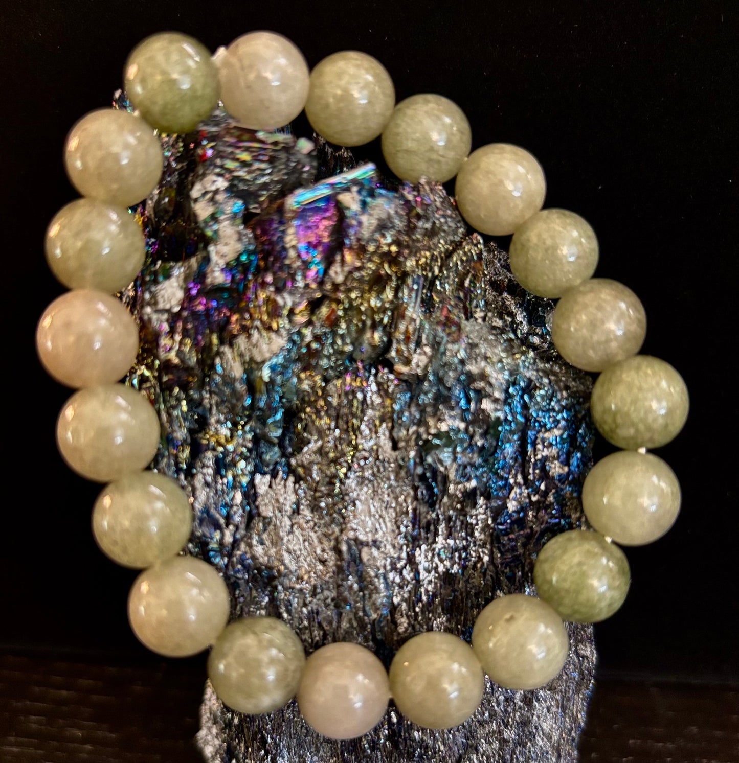 Pulsera de Jade para la Abundancia y Prosperidad – Cuentas de 8mm o 10mm (Muñecas Medianas a Grandes)