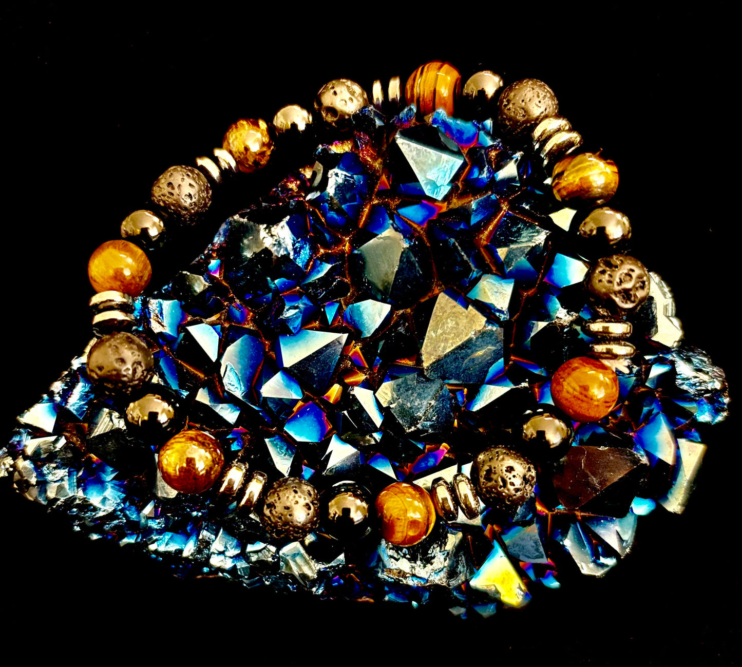 Pulsera energética para hombre – Ojo de tigre, ónix negro y roca de lava con separadores de metal negro (para muñecas grandes)