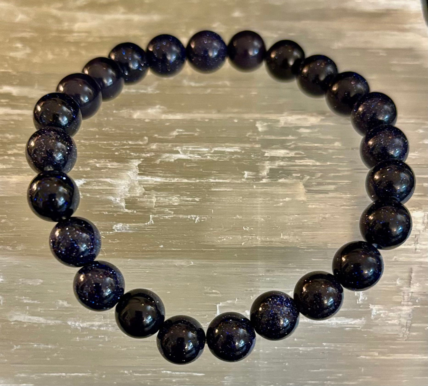 Magia de Medianoche – Pulsera de Piedra Solar Azul (Cuentas de 8mm) | Para Muñecas Pequeñas a Medianas