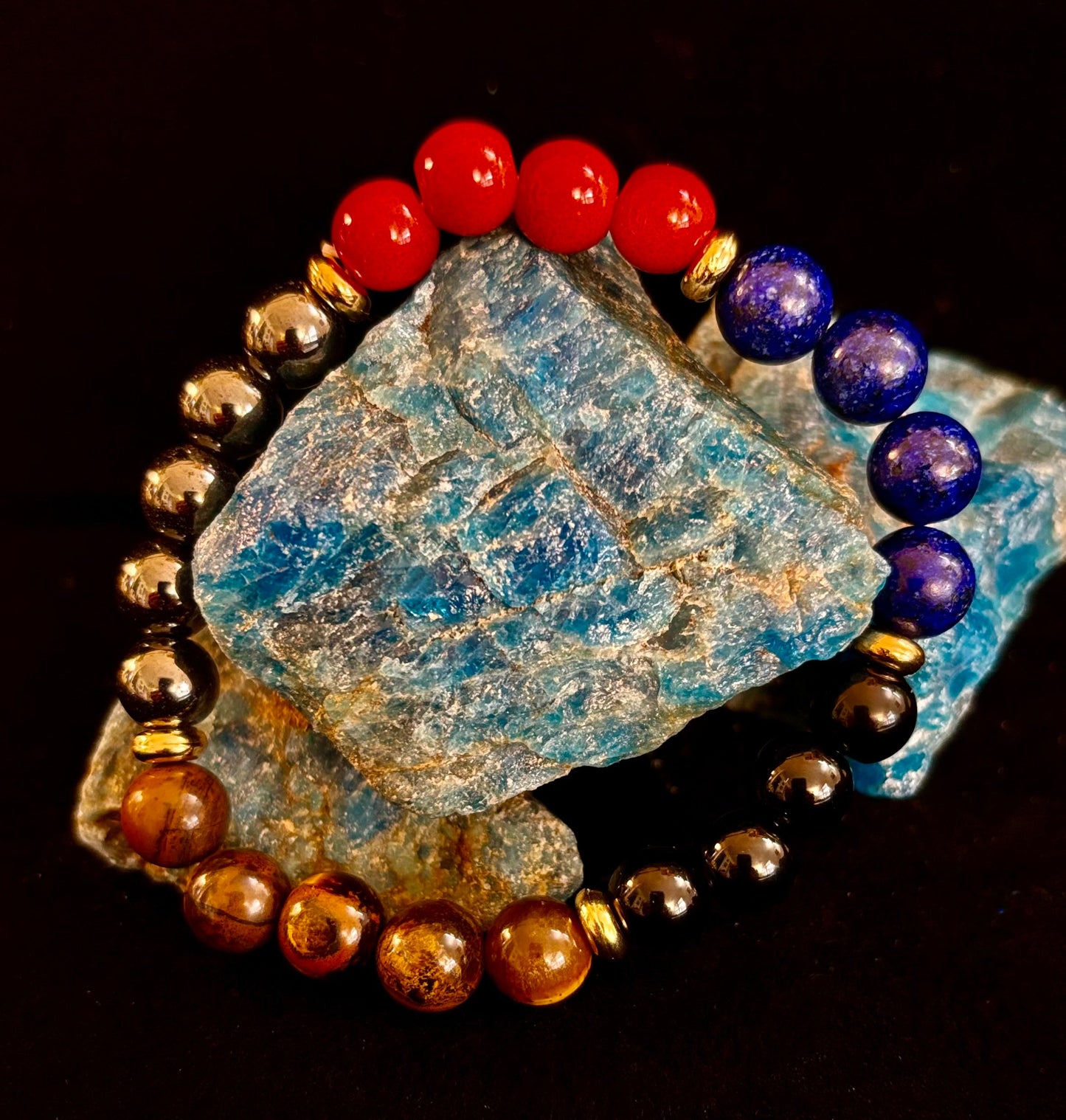 Atrae riqueza y emana confianza: Pulsera de ojo de tigre, lapislázuli y madera (para muñecas pequeñas a medianas)