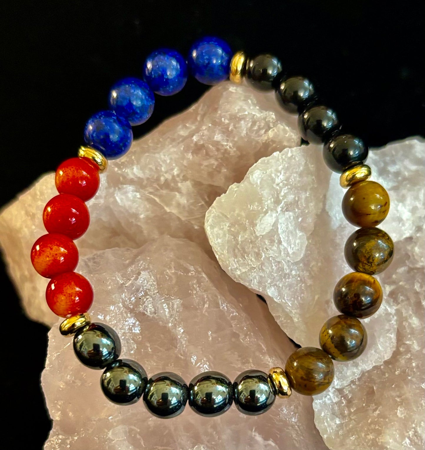 Atrae riqueza y emana confianza: Pulsera de ojo de tigre, lapislázuli y madera (para muñecas pequeñas a medianas)