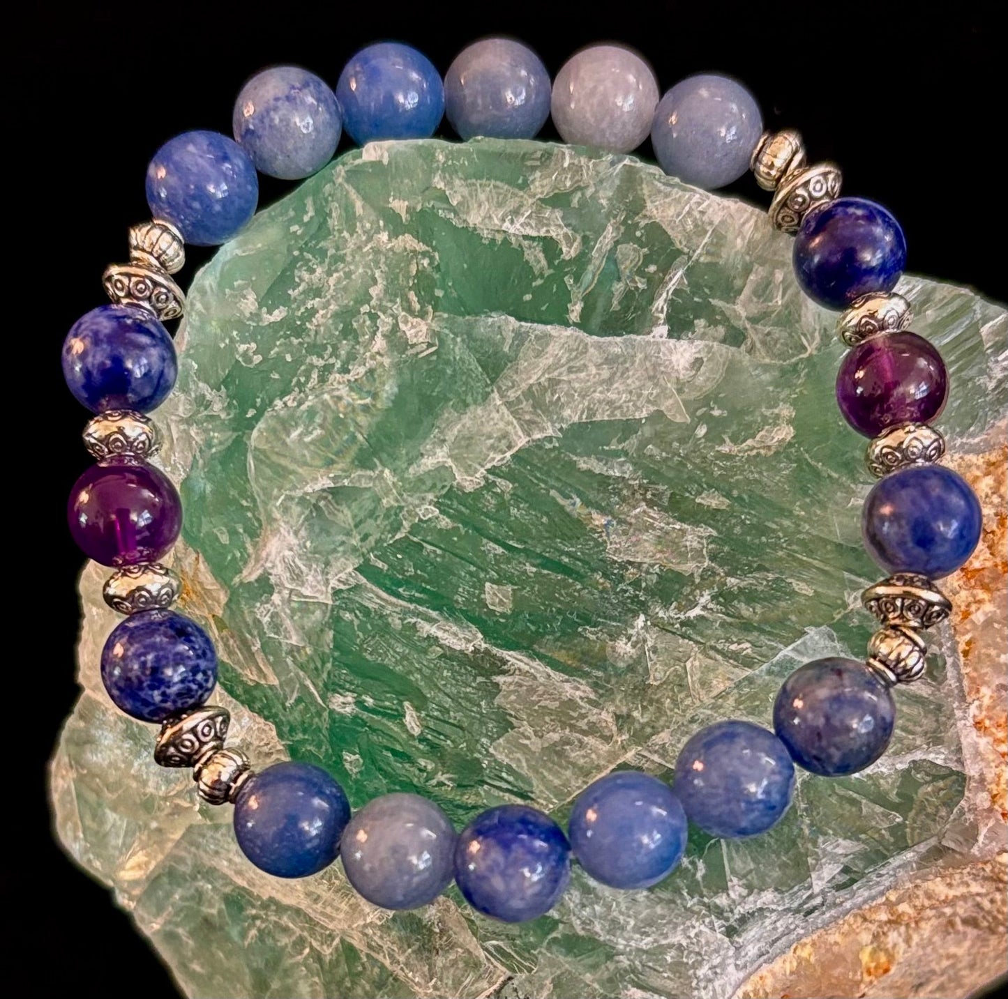 Pulsera de intención de apoyo para la ansiedad – Aventurina azul, sodalita y amatista | Piedras preciosas de 8mm