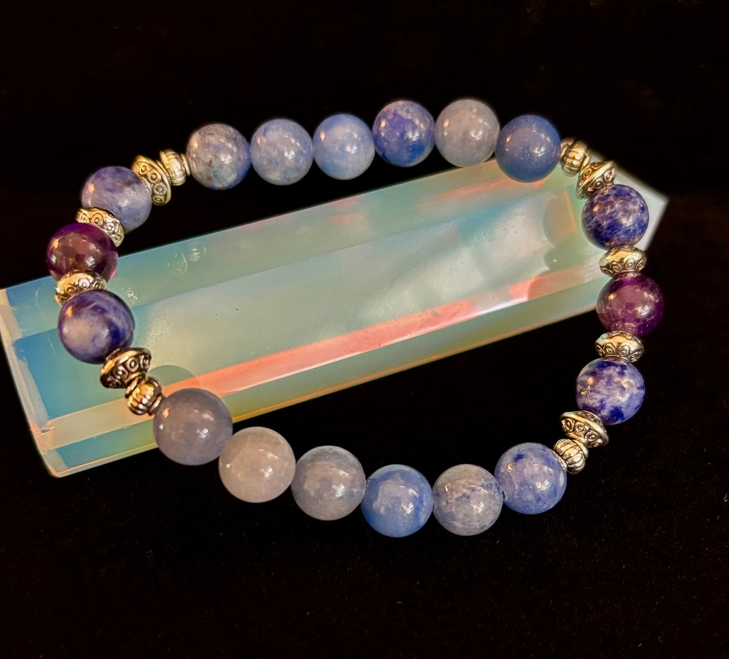 Pulsera de intención de apoyo para la ansiedad – Aventurina azul, sodalita y amatista | Piedras preciosas de 8mm