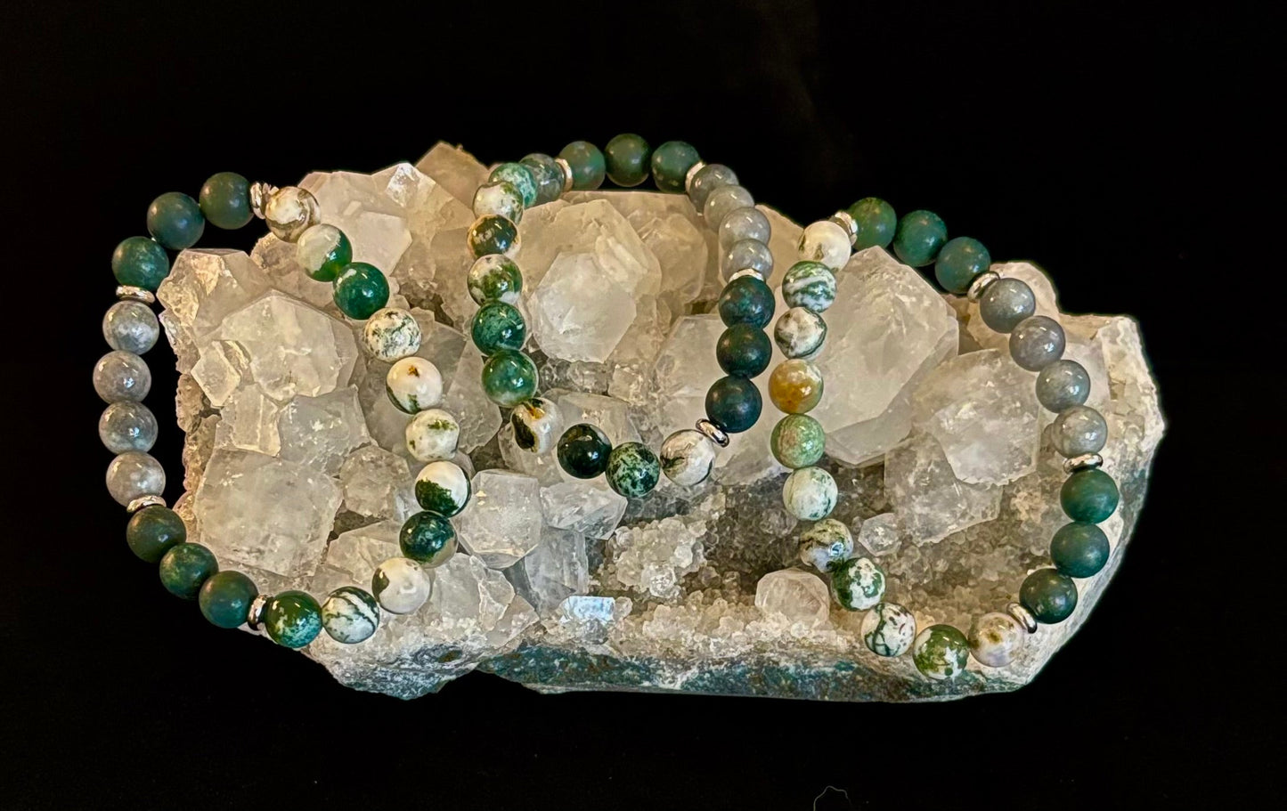 Pulsera de Ágata Árbol, Ágata Musgo y Jade Birmano – Energía Enraizada y Nuevos Comienzos