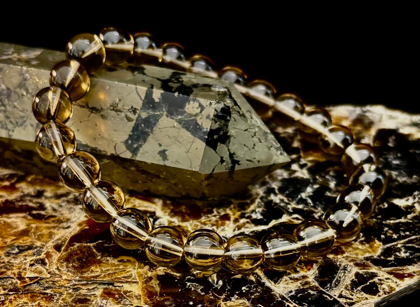 Pulsera de cuarzo ahumado – Cristal natural de 8 mm para conexión a tierra, protección y claridad