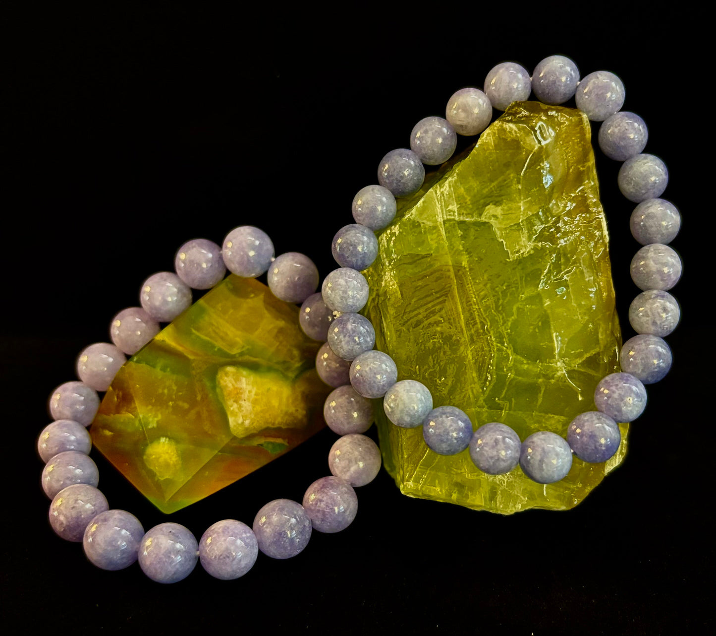 Pulsera de cristal de angelita – Serenidad e intuición | Cuentas de 8 mm y 10 mm para muñecas medianas