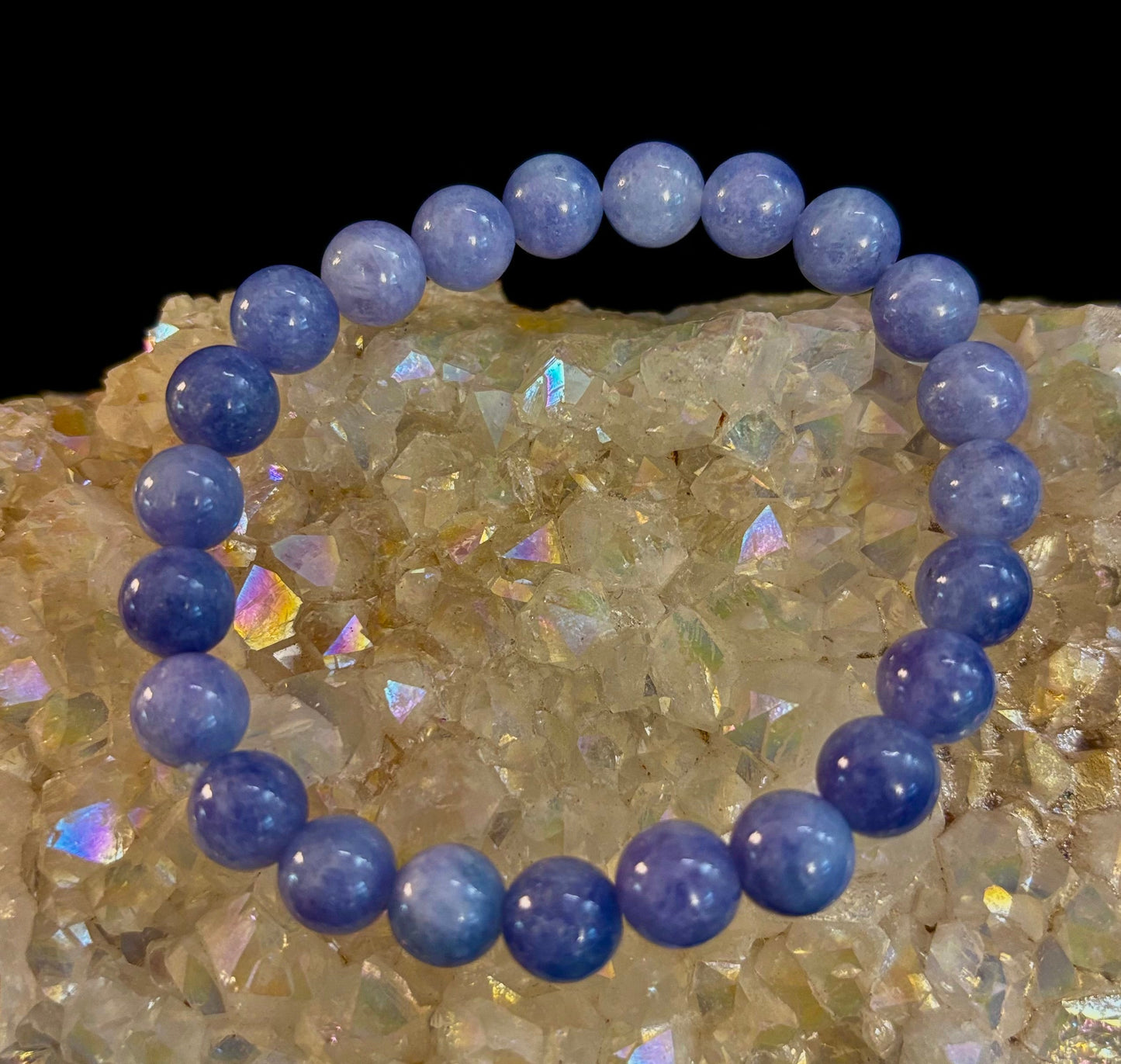 Pulsera de cristal de angelita – Serenidad e intuición | Cuentas de 8 mm y 10 mm para muñecas medianas