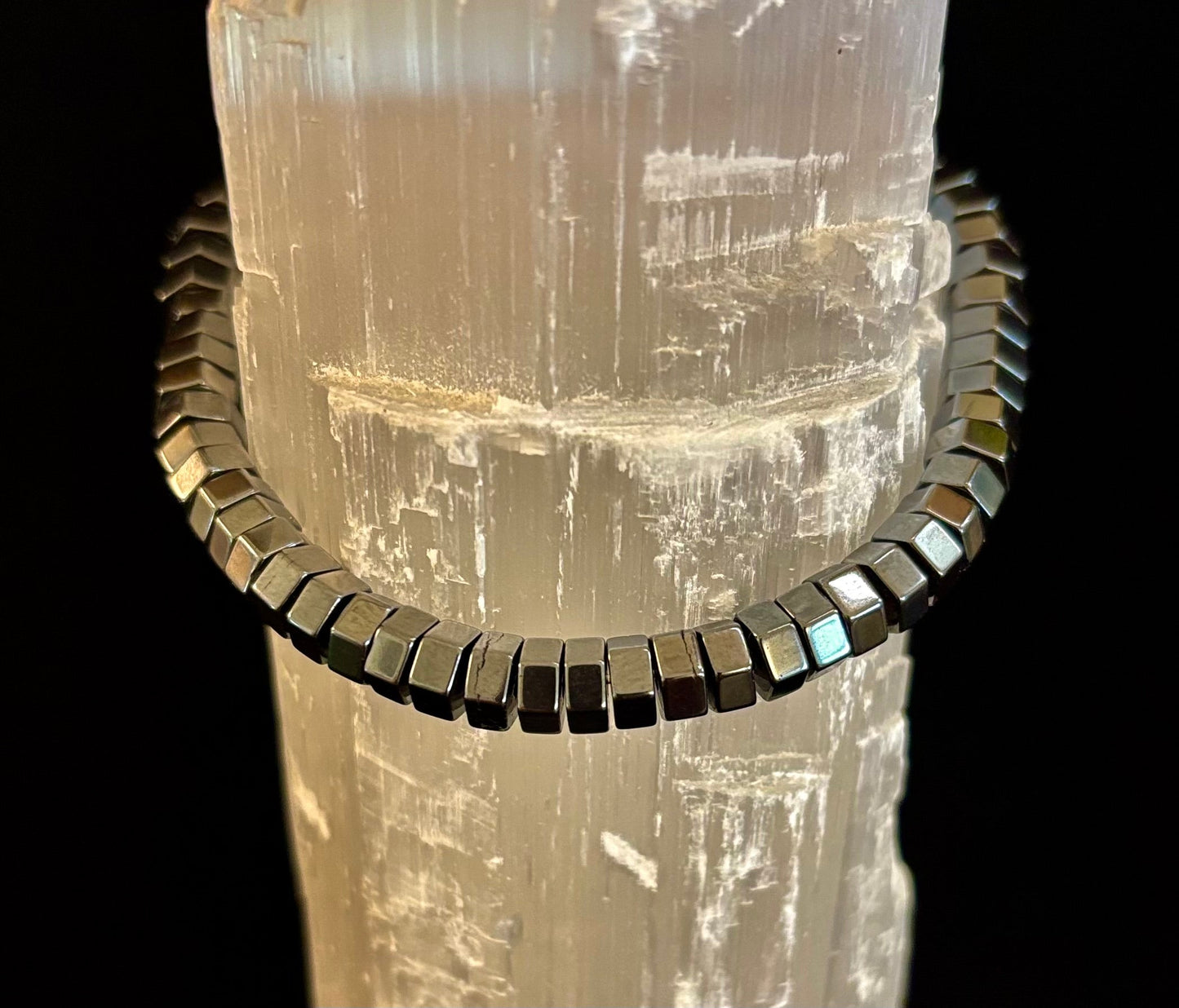 Pulsera de cuentas geométrica retro – Diseñada para muñecas grandes a extragrandes