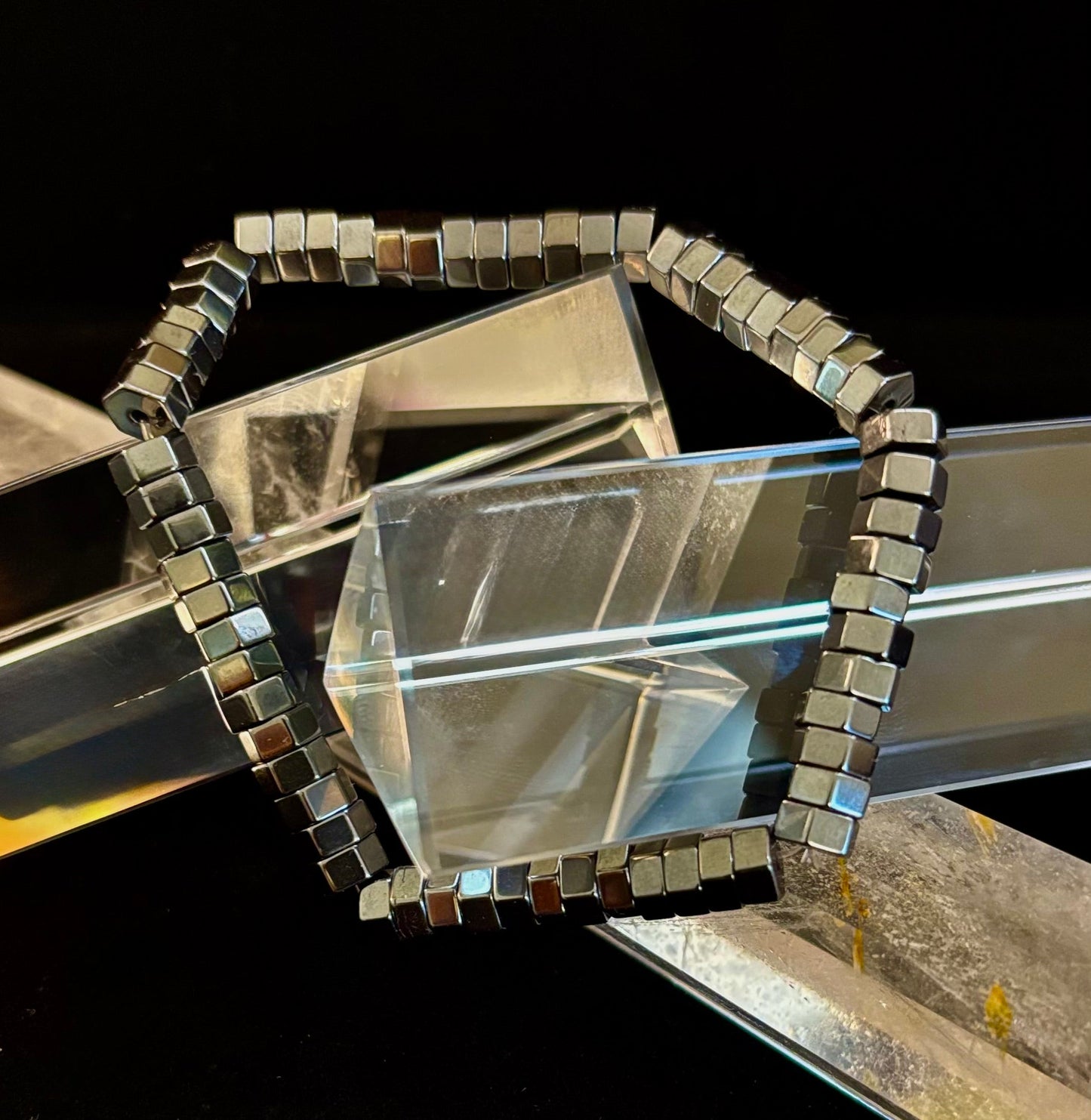 Pulsera de cuentas geométrica retro – Diseñada para muñecas grandes a extragrandes