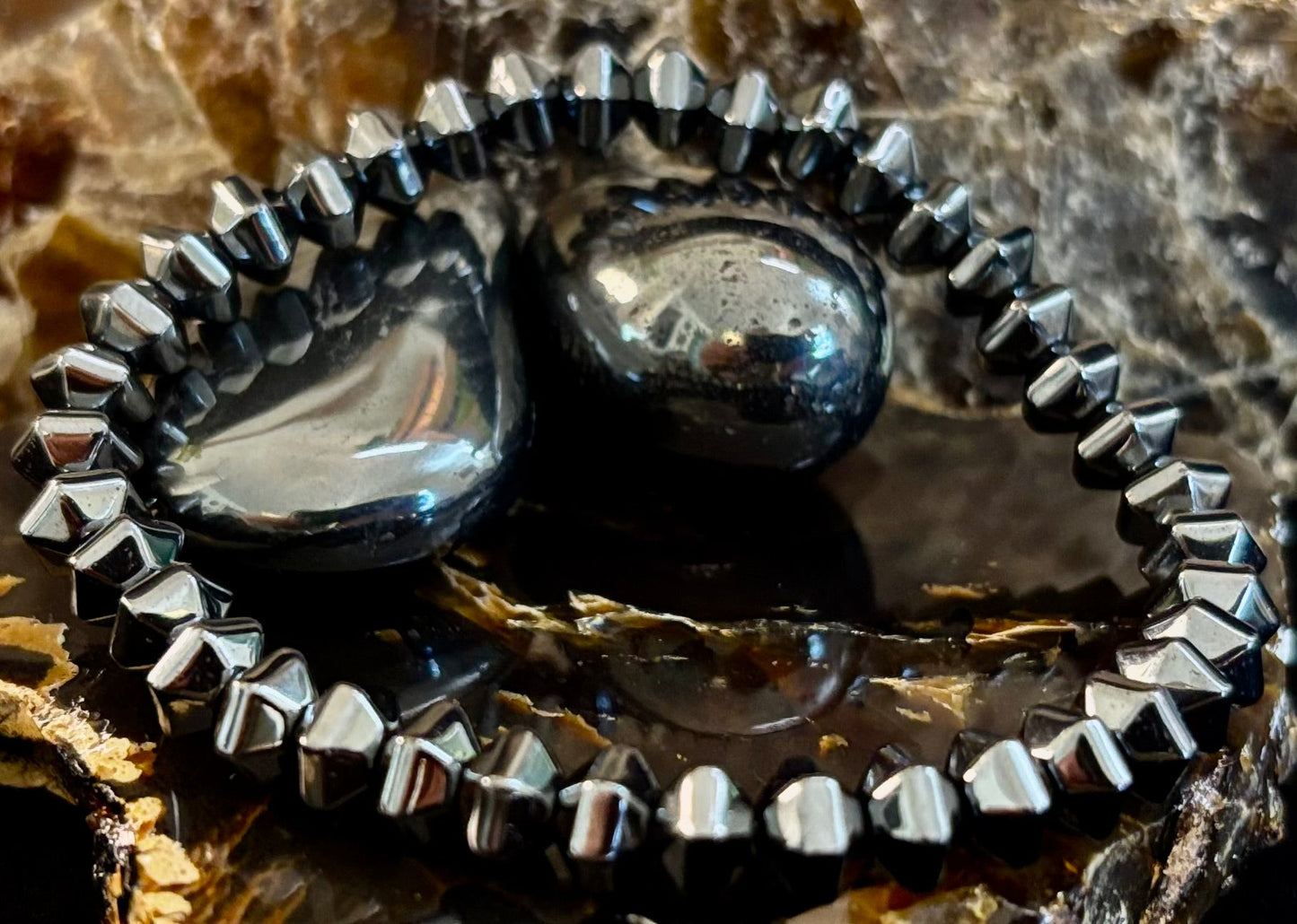 Pulsera Geométrica de Acero Facetado con Cuentas – Fuerza y Estilo para Muñecas Medianas a Grandes
