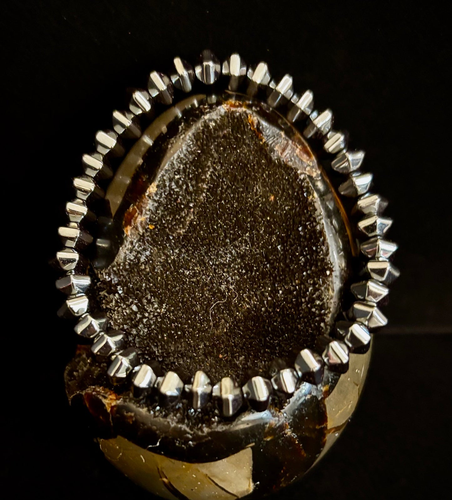 Pulsera Geométrica de Acero Facetado con Cuentas – Fuerza y Estilo para Muñecas Medianas a Grandes