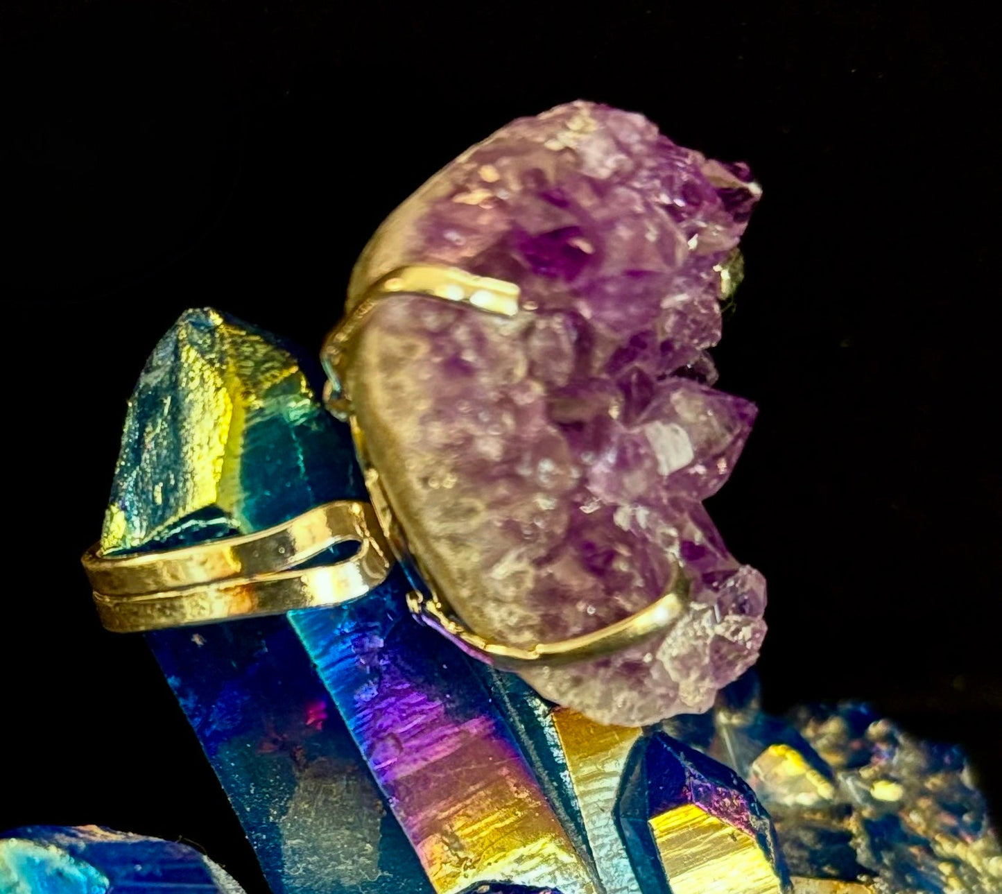 Anillo llamativo de geoda de amatista natural – Hecho a mano en Brasil
