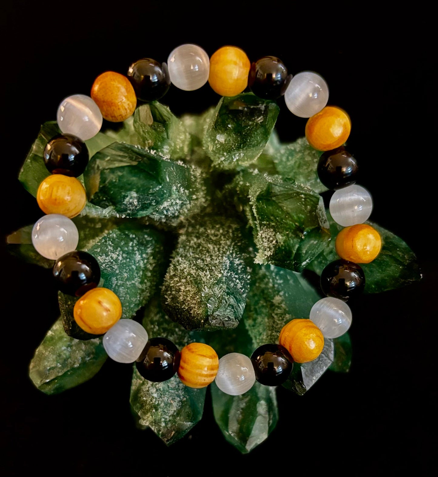 Pulsera de Selenita, Turmalina Negra y Palo Santo – Protección y Limpieza para Muñecas Pequeñas