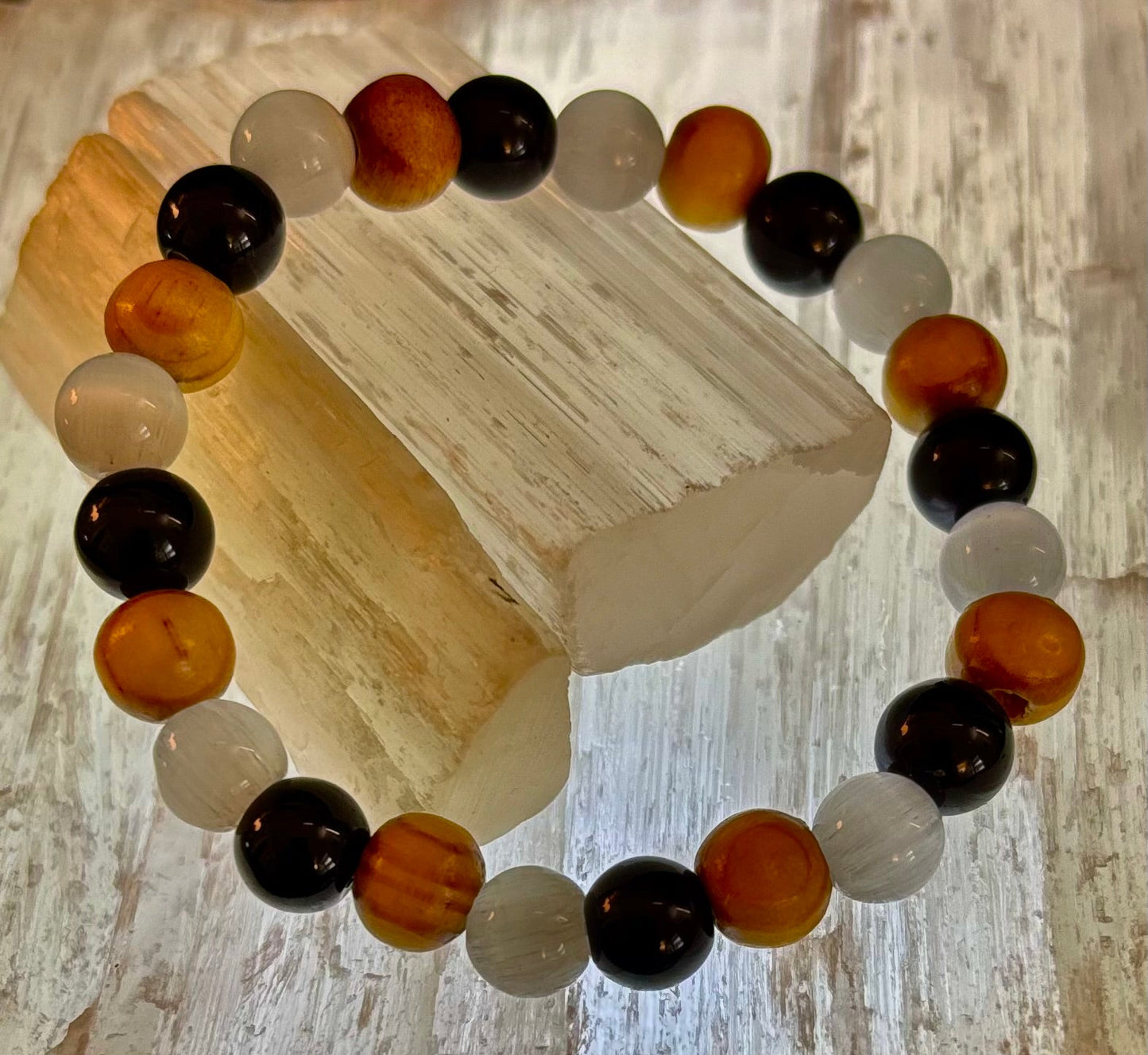 Pulsera de Selenita, Turmalina Negra y Palo Santo – Protección y Limpieza para Muñecas Pequeñas