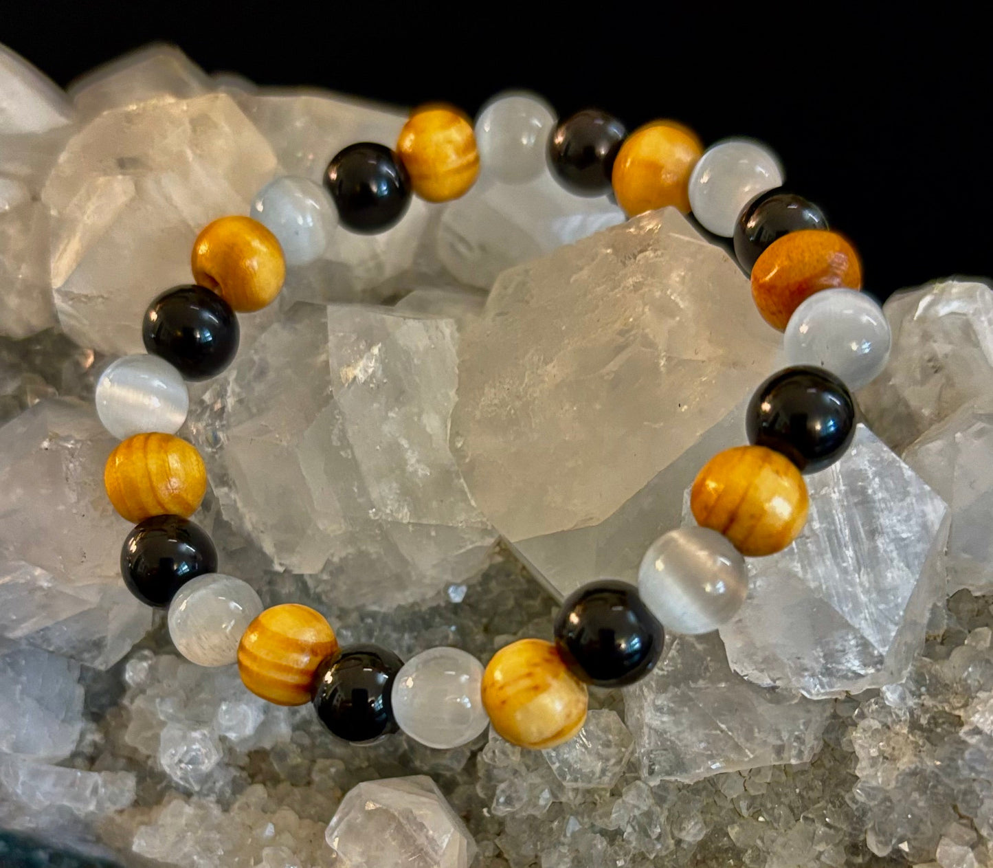 Pulsera de Selenita, Turmalina Negra y Palo Santo – Protección y Limpieza para Muñecas Pequeñas