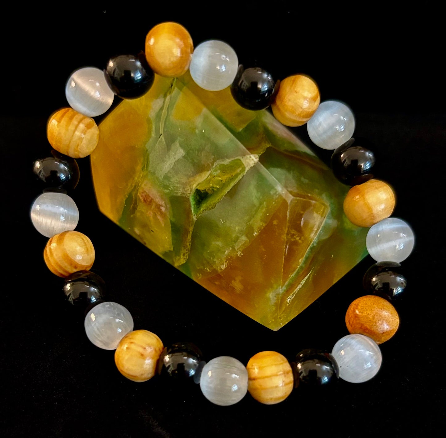 Pulsera de Selenita, Turmalina Negra y Palo Santo – Protección y Limpieza para Muñecas Pequeñas