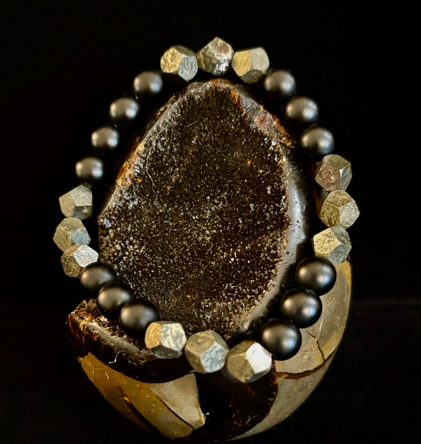 Pulsera de pirita de hierro amarilla con corte de rombo – Fuerza y Confianza - Muñecas medianas a grandes