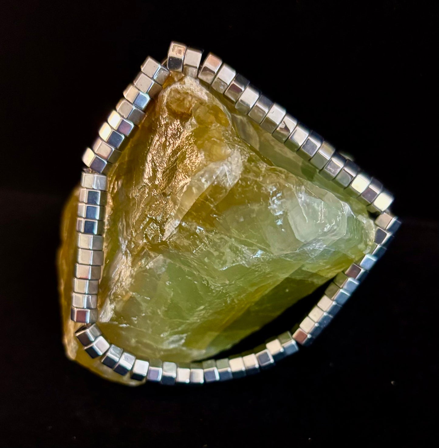 Pulsera de Cuentas Cubo Plateado Elegante – Estilo Minimalista para Cualquier Ocasión