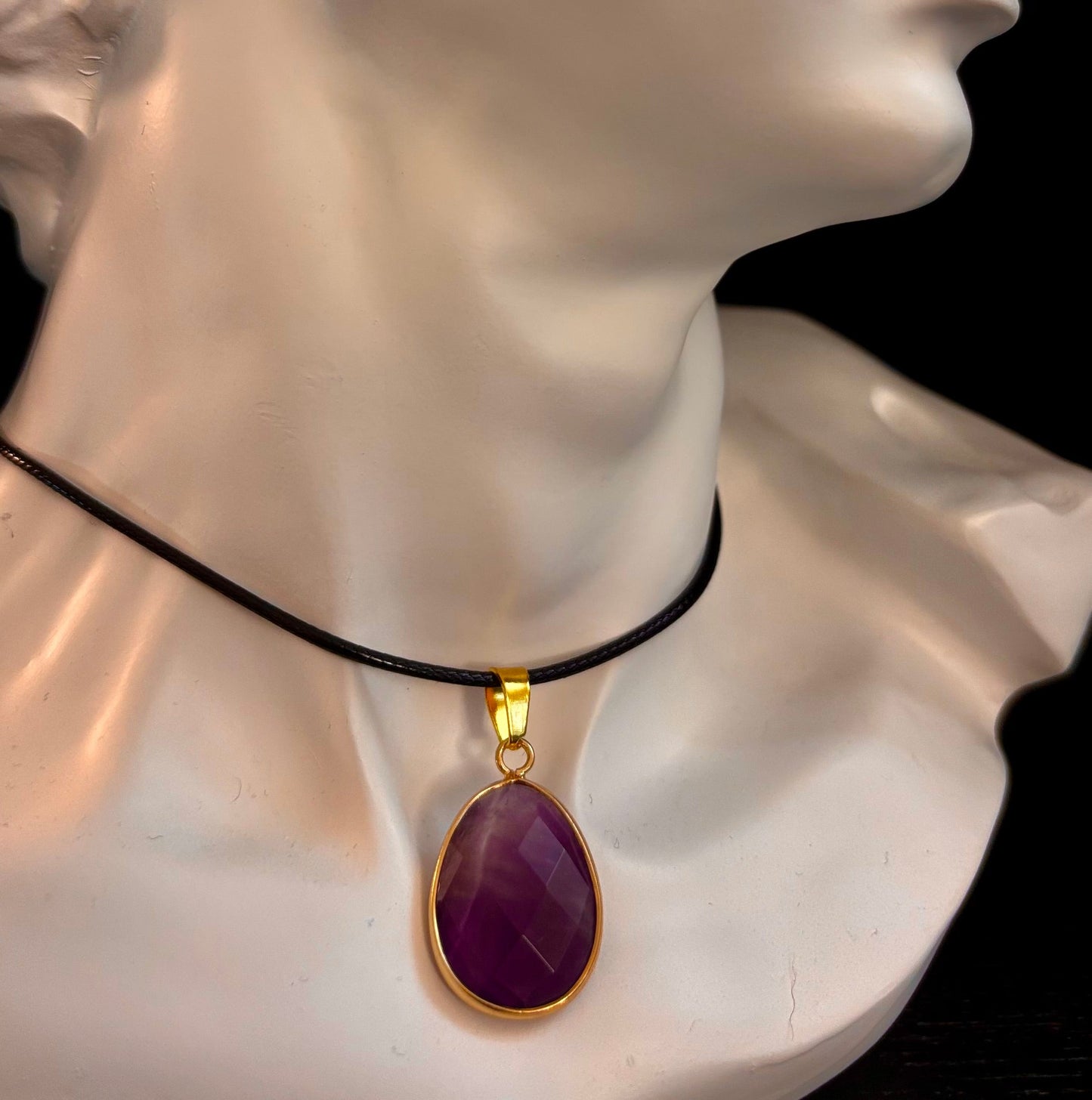 Collar con gota de cristal – Colgante en forma de lágrima de 2.5 cm (Hecho en Australia)