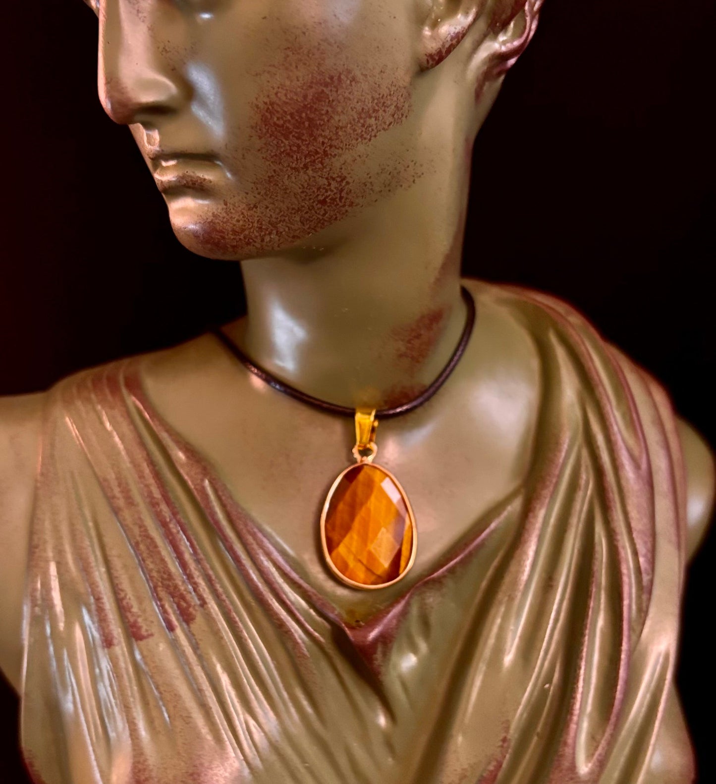 Collar con gota de cristal – Colgante en forma de lágrima de 2.5 cm (Hecho en Australia)