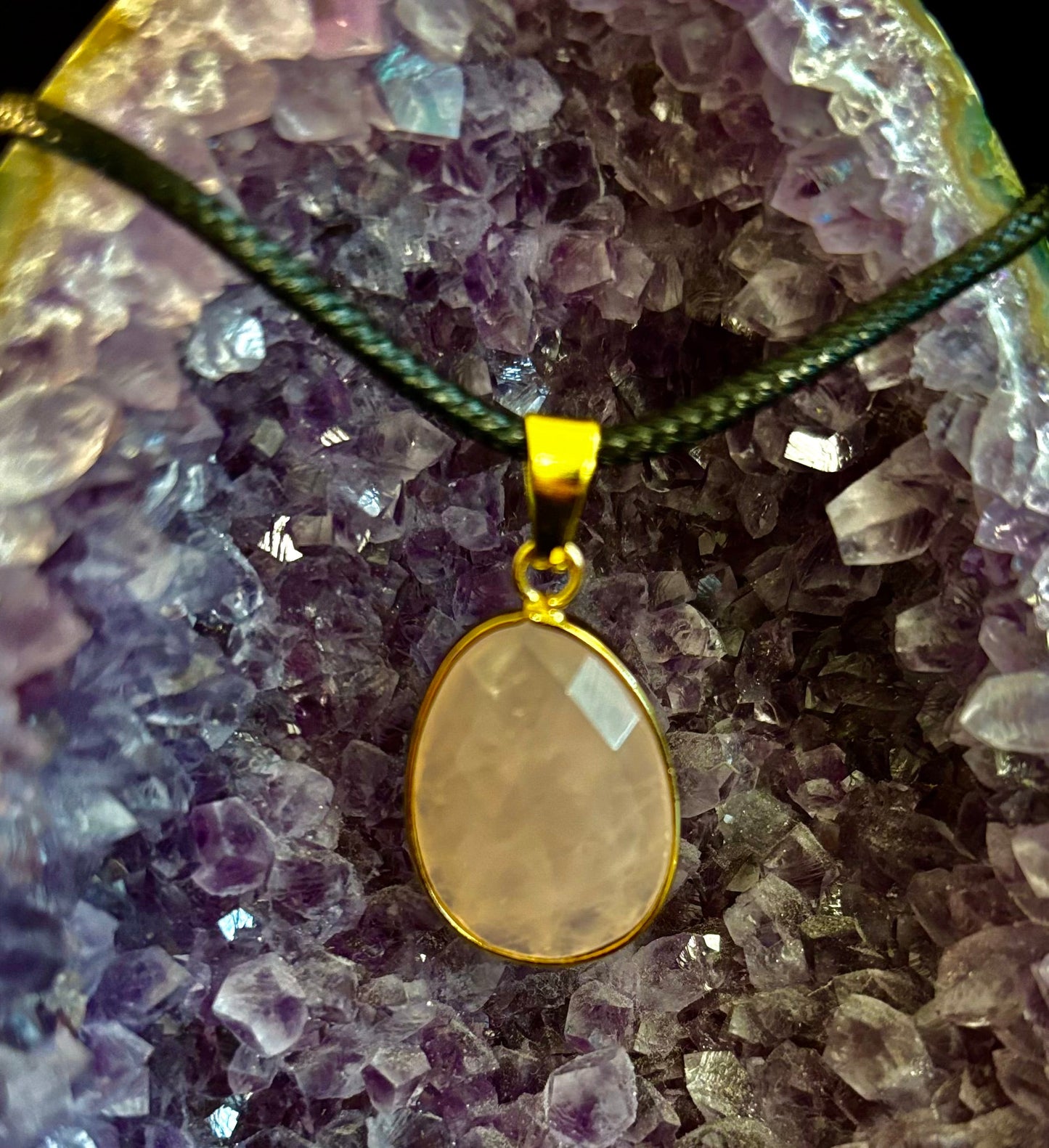 Collar con gota de cristal – Colgante en forma de lágrima de 2.5 cm (Hecho en Australia)