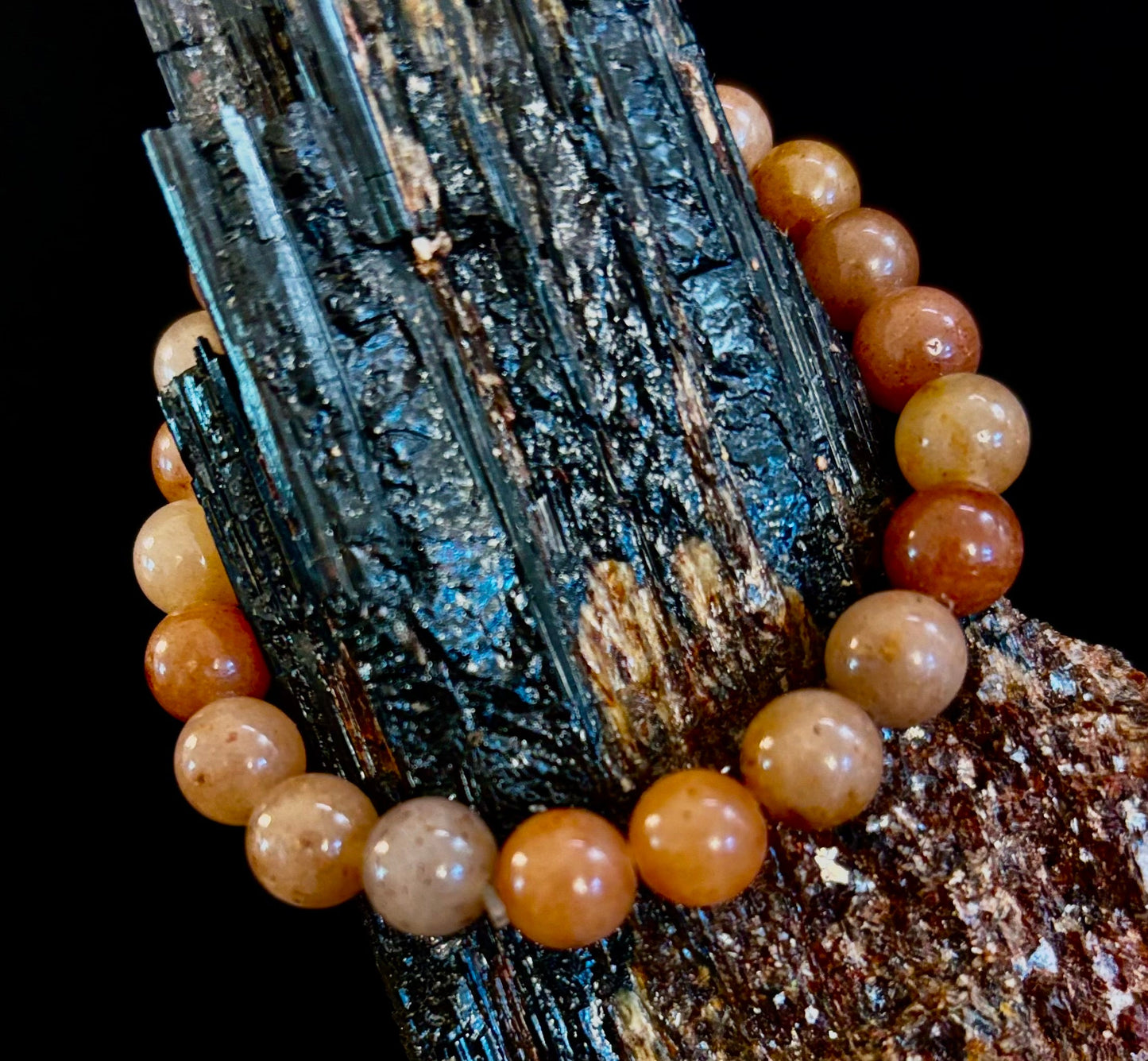 Pulsera de Cuarzo Fresa Oscuro – Cuentas de 8mm, Muñecas Medianas