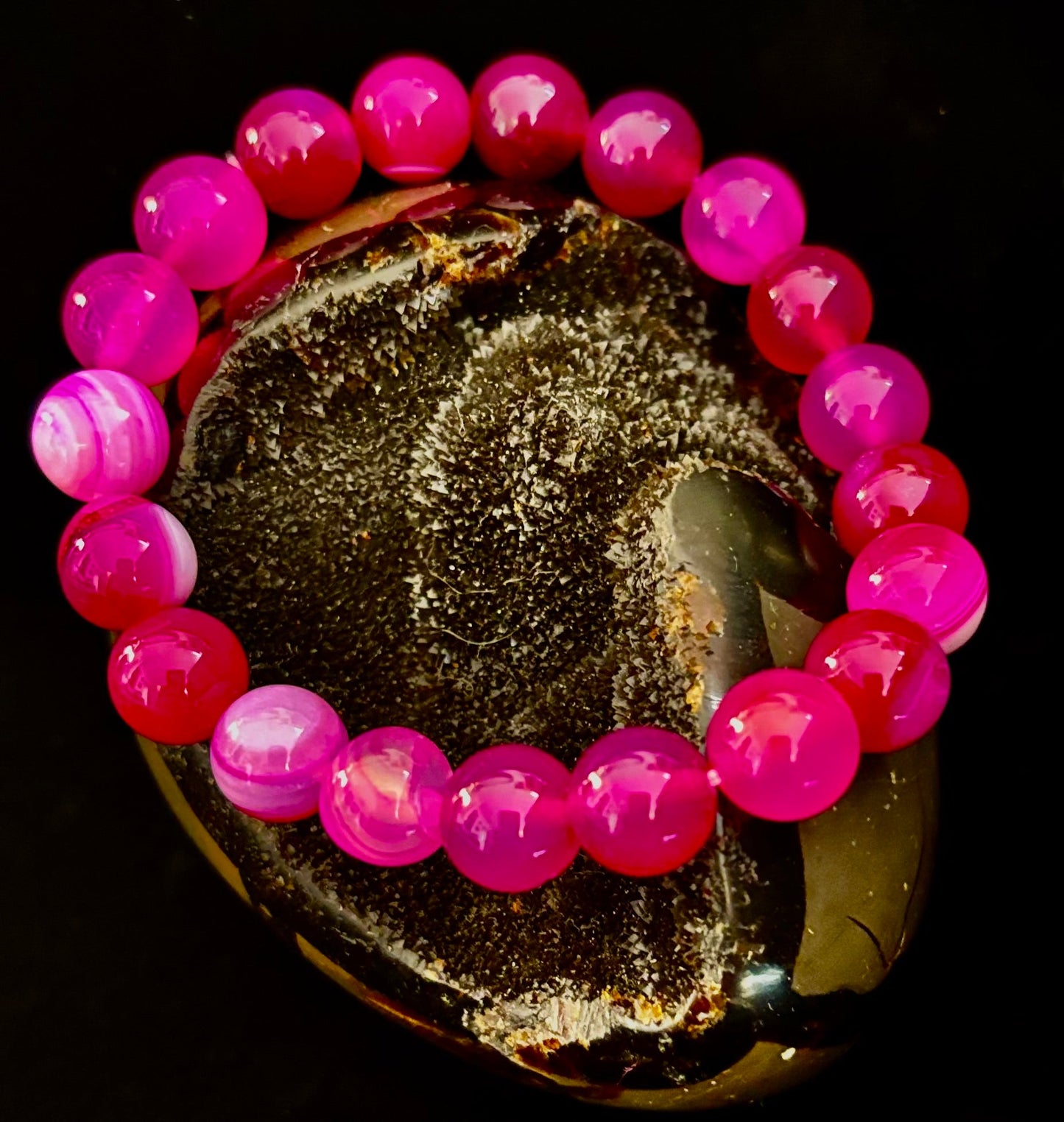 Pulsera de ágata de rayas rojas rosadas – Piedra natural de 10 mm para muñecas grandes