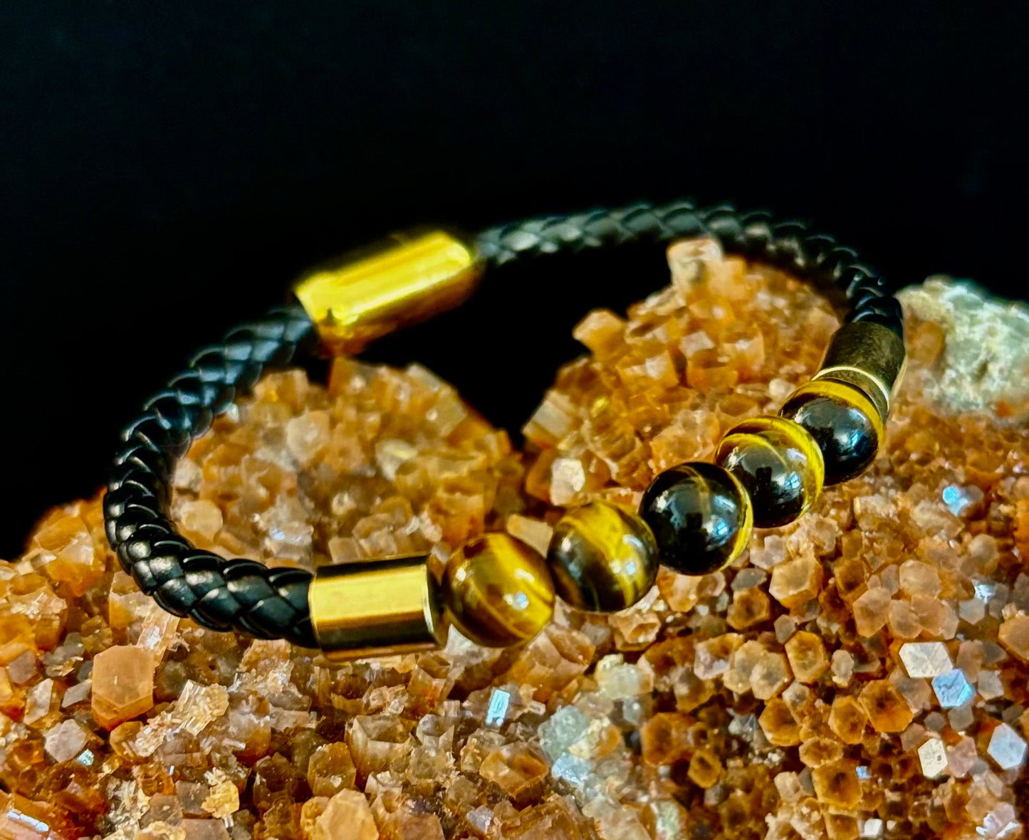 Pulsera trenzada con hebilla magnética – 4 estilos únicos – Muñecas medianas