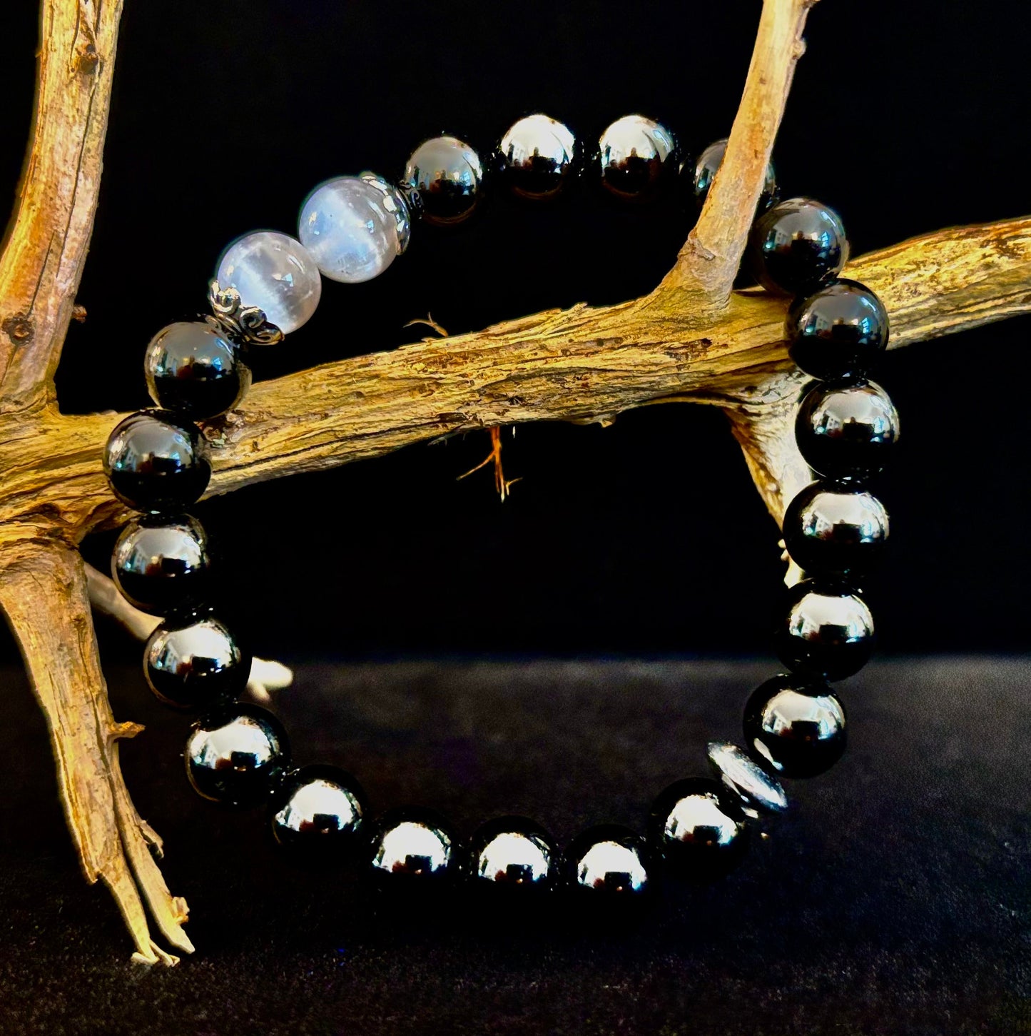 Pulsera Escudo Energético – Pulsera Protectora de Obsidiana Negra y Selenita
