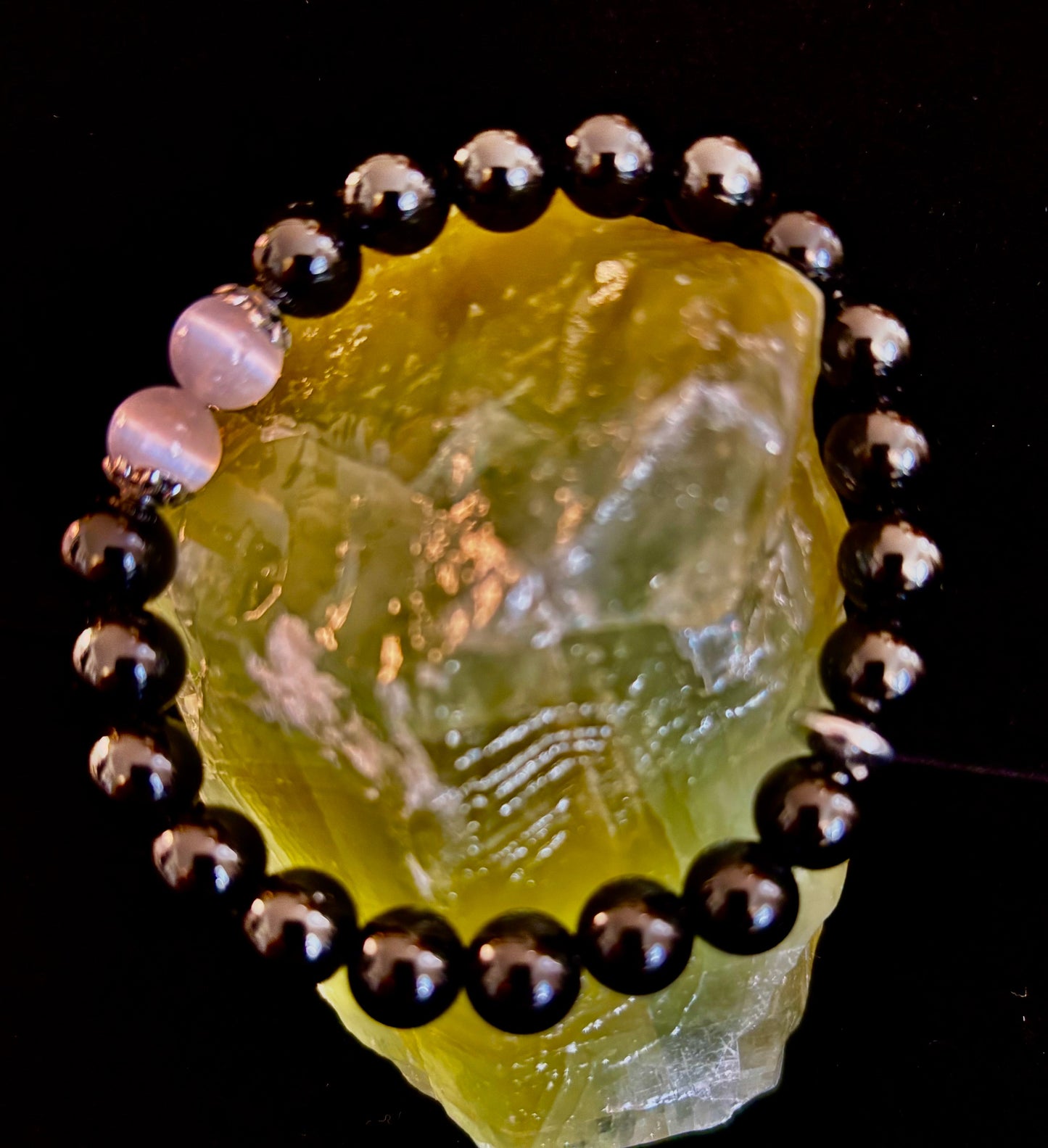 Pulsera Escudo Energético – Pulsera Protectora de Obsidiana Negra y Selenita