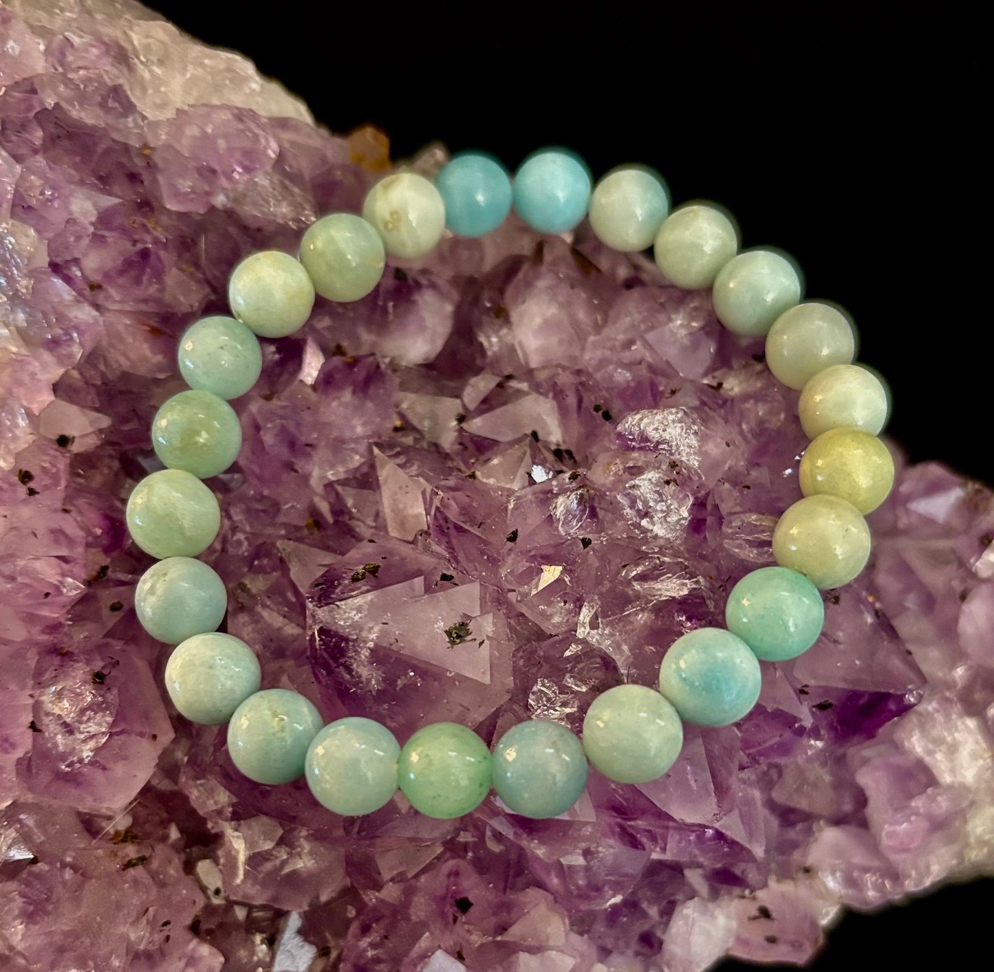 Pulsera de cuentas energéticas de amazonita – Calma • Fuerza • Equilibrio (8 mm, muñeca grande)