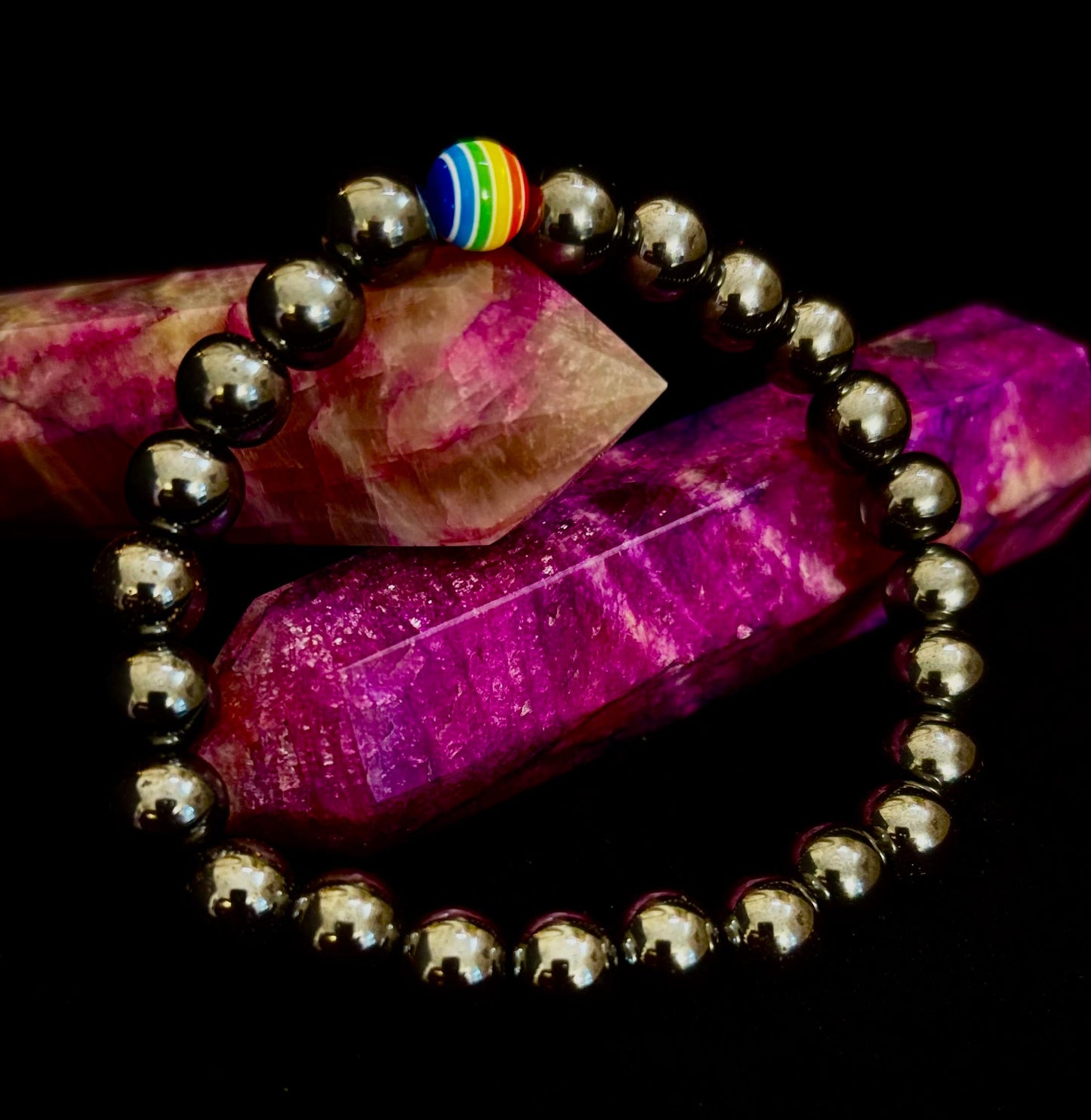Pulsera magnética Orgullo y poder – Fuerza • Equilibrio • Unidad (Muñecas medianas)
