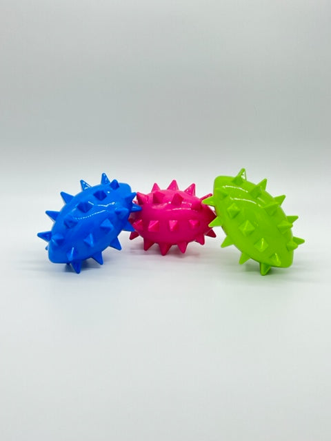 Spikea el balón